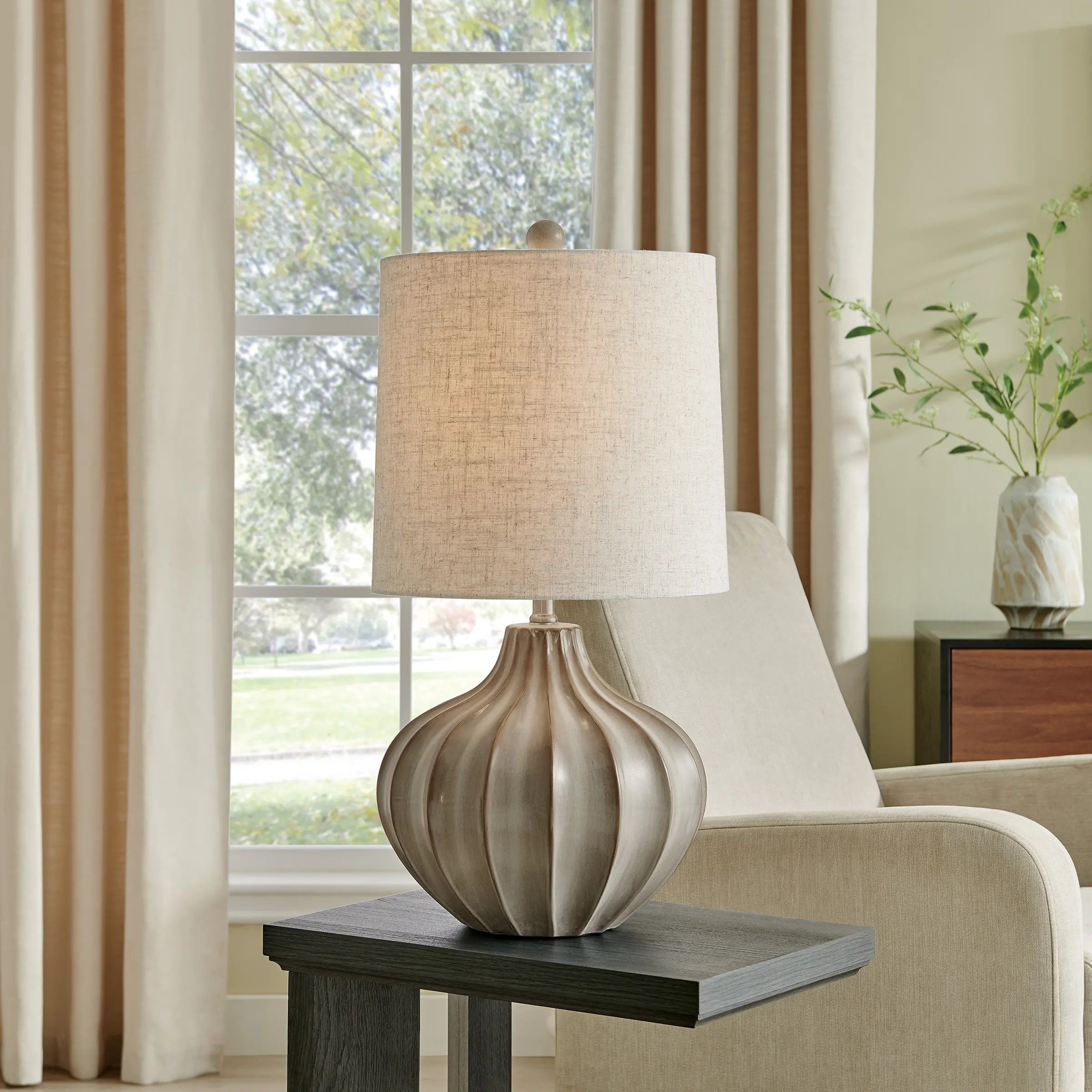 Light Brown Ceramic Table Lamp-3