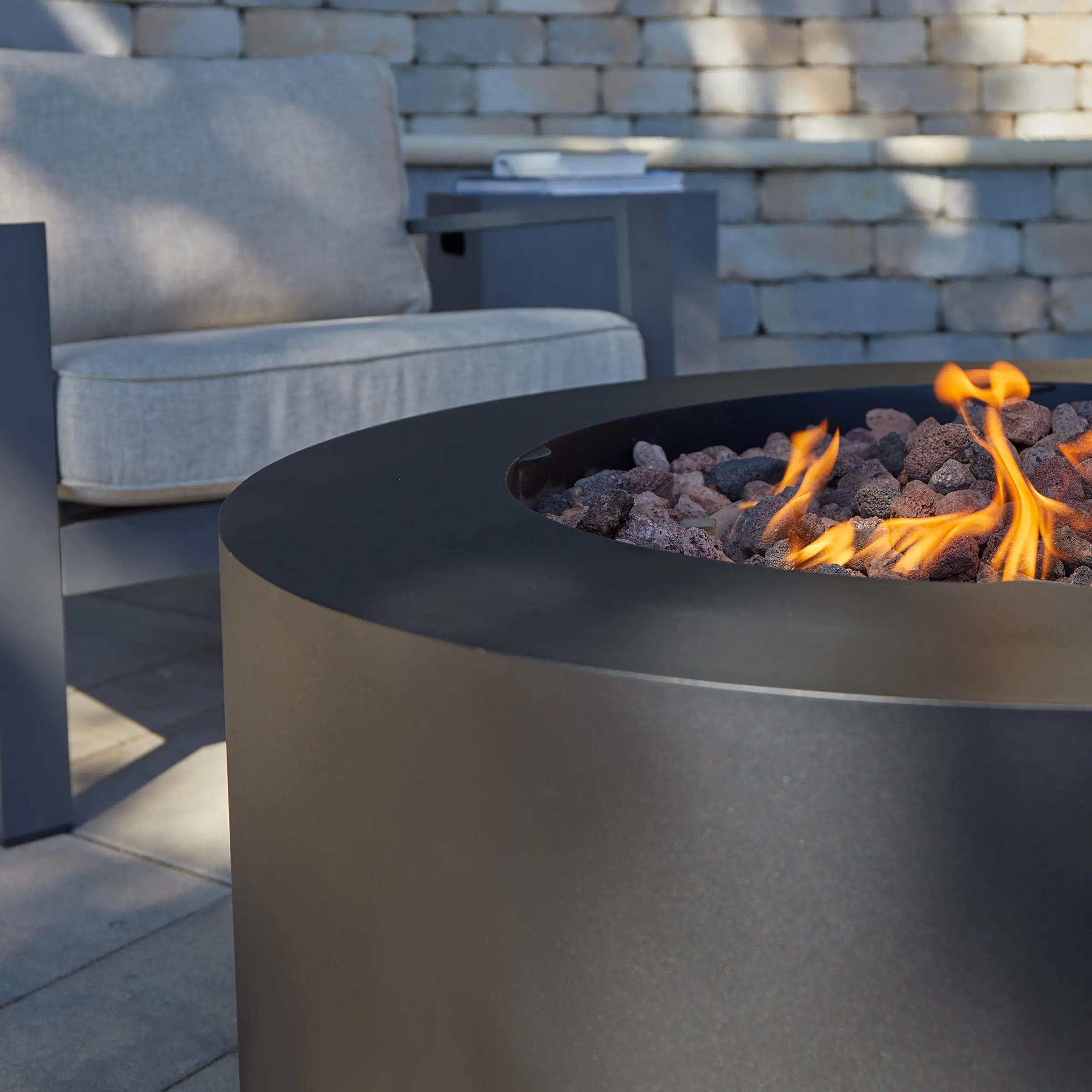 C9815LP-BLK Aegean 36 Round Steel Gas Fire Pit Table in Black-3