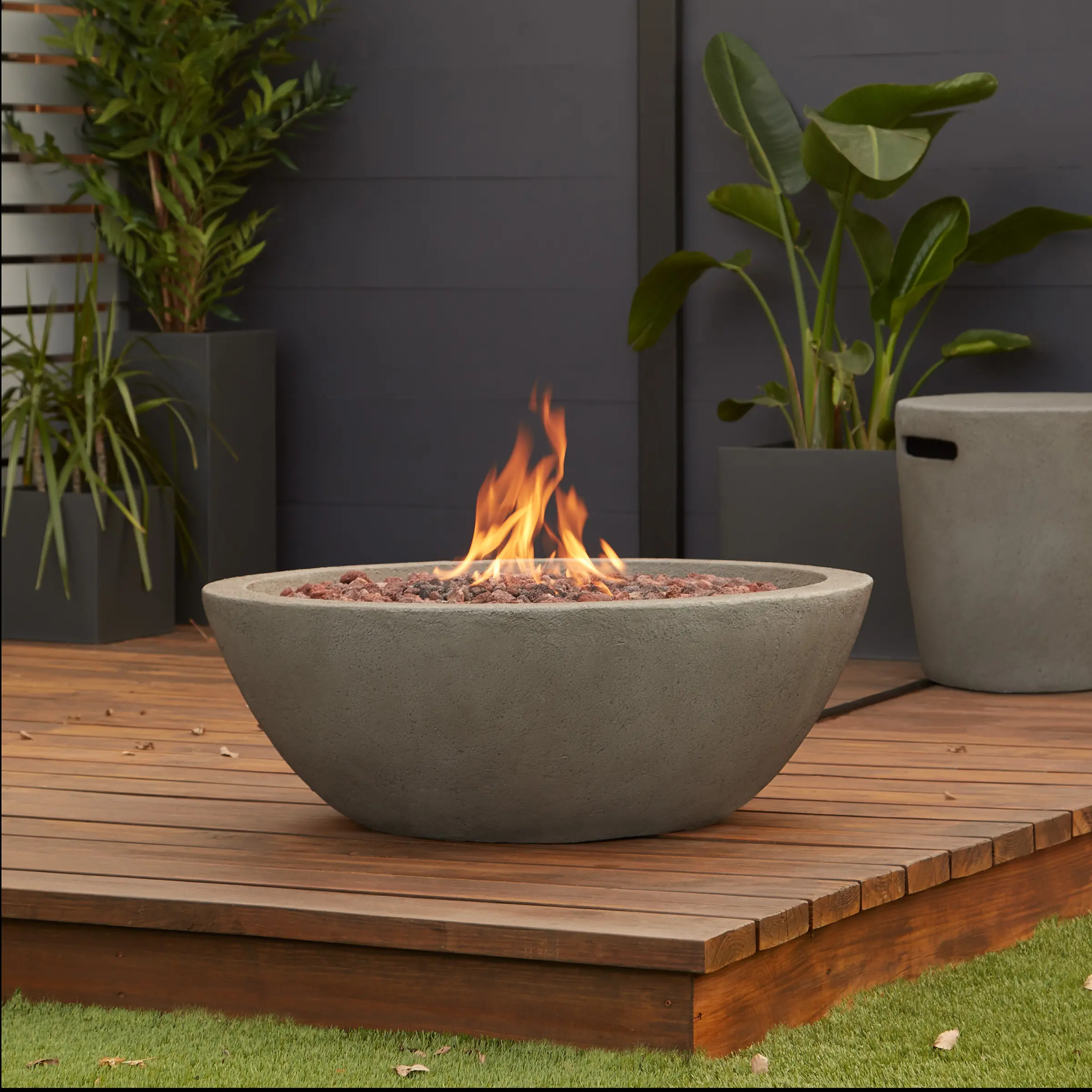C539LP-GLG Riverside 36 Round Concrete Gas Fire Pit in Glacier Gray-1
