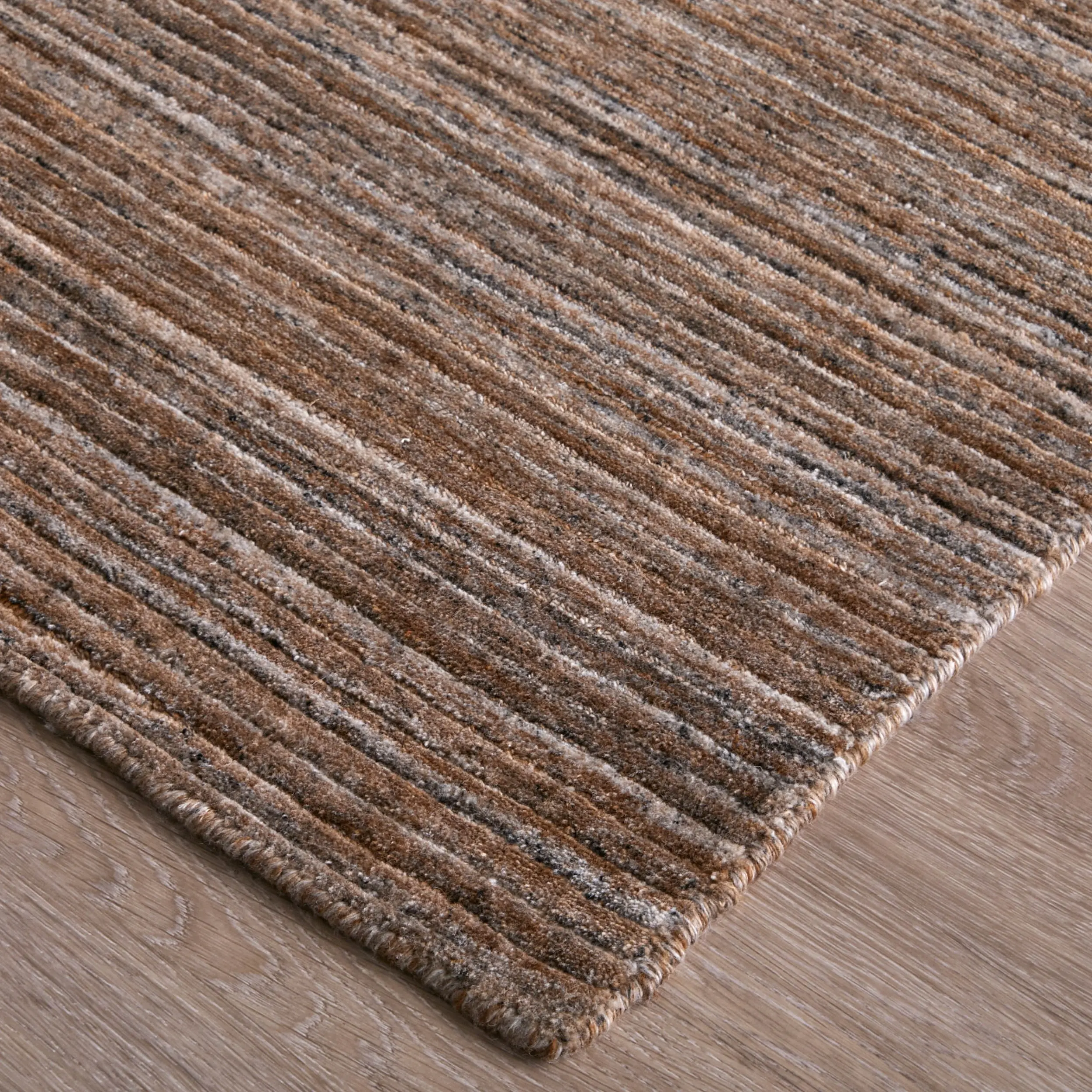Lakewood 8 x 10 Brown Area Rug-3