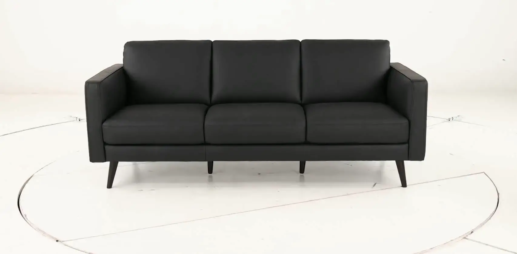 C092-064/A0D5 Destrezza Black Leather Sofa-9