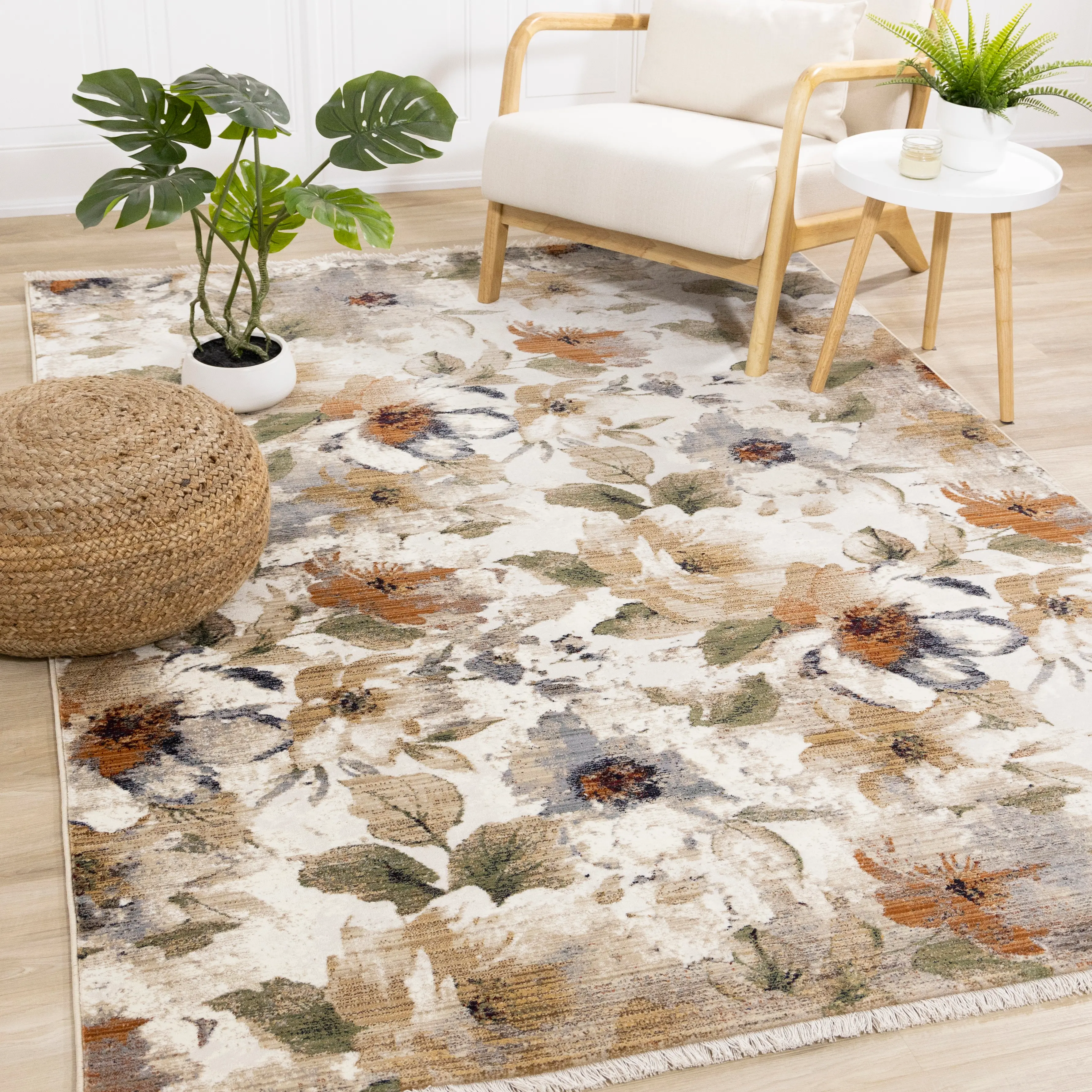 Serene 8 x 10 Beige Floral Area Rug-2