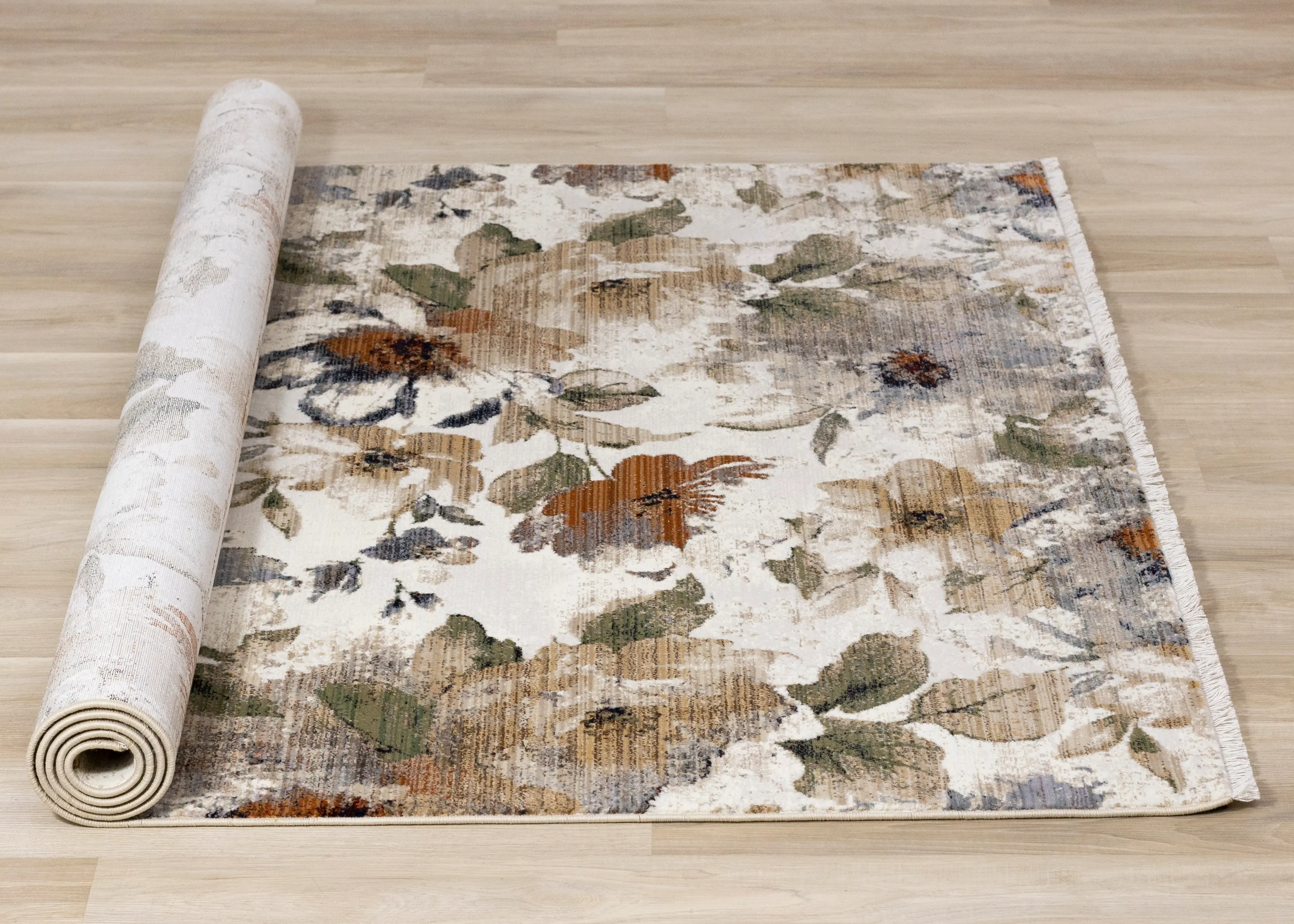 Serene 8 x 10 Beige Floral Area Rug-6