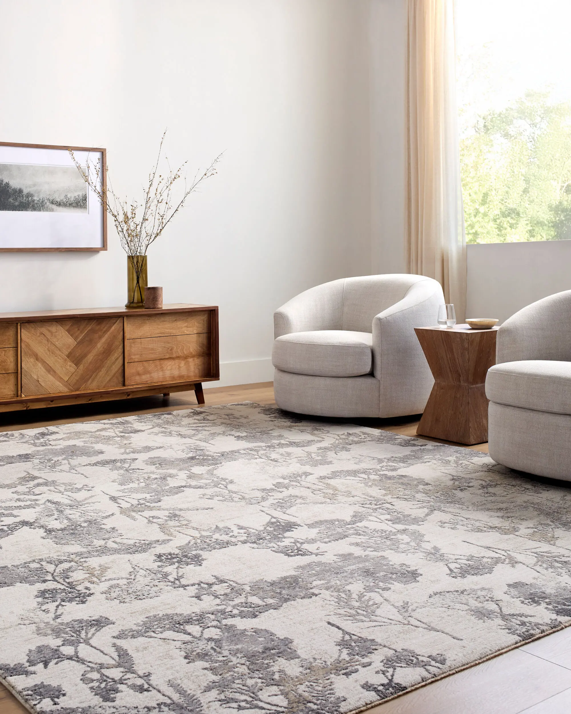 GKK2301-710102 Gakko 8 x 10 Beige and Gray Floral Area Rug-2