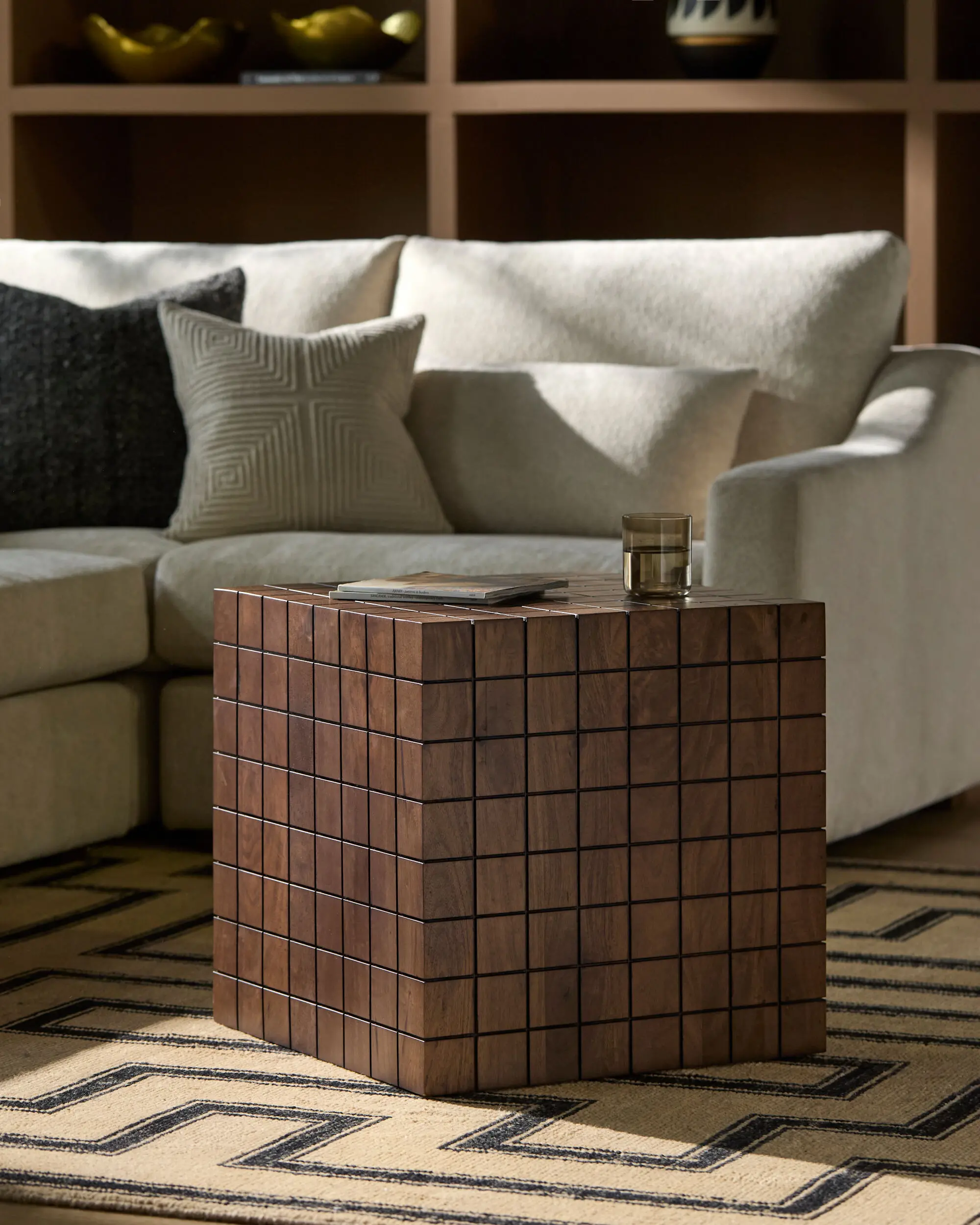 GLDY001-202020 Geldrey Brown End Table-2