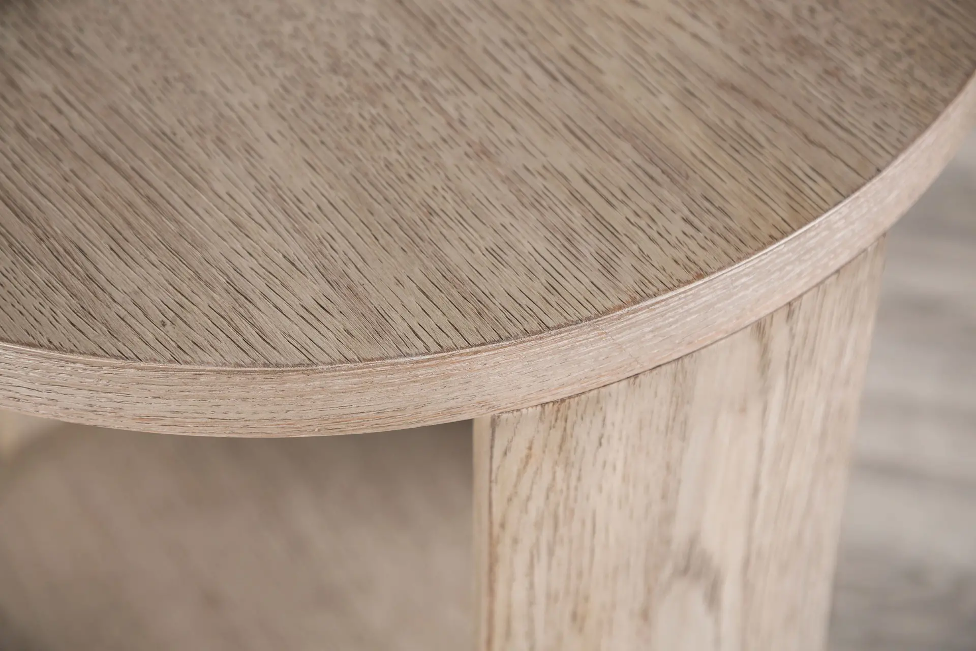 Conis Oak End Table-3