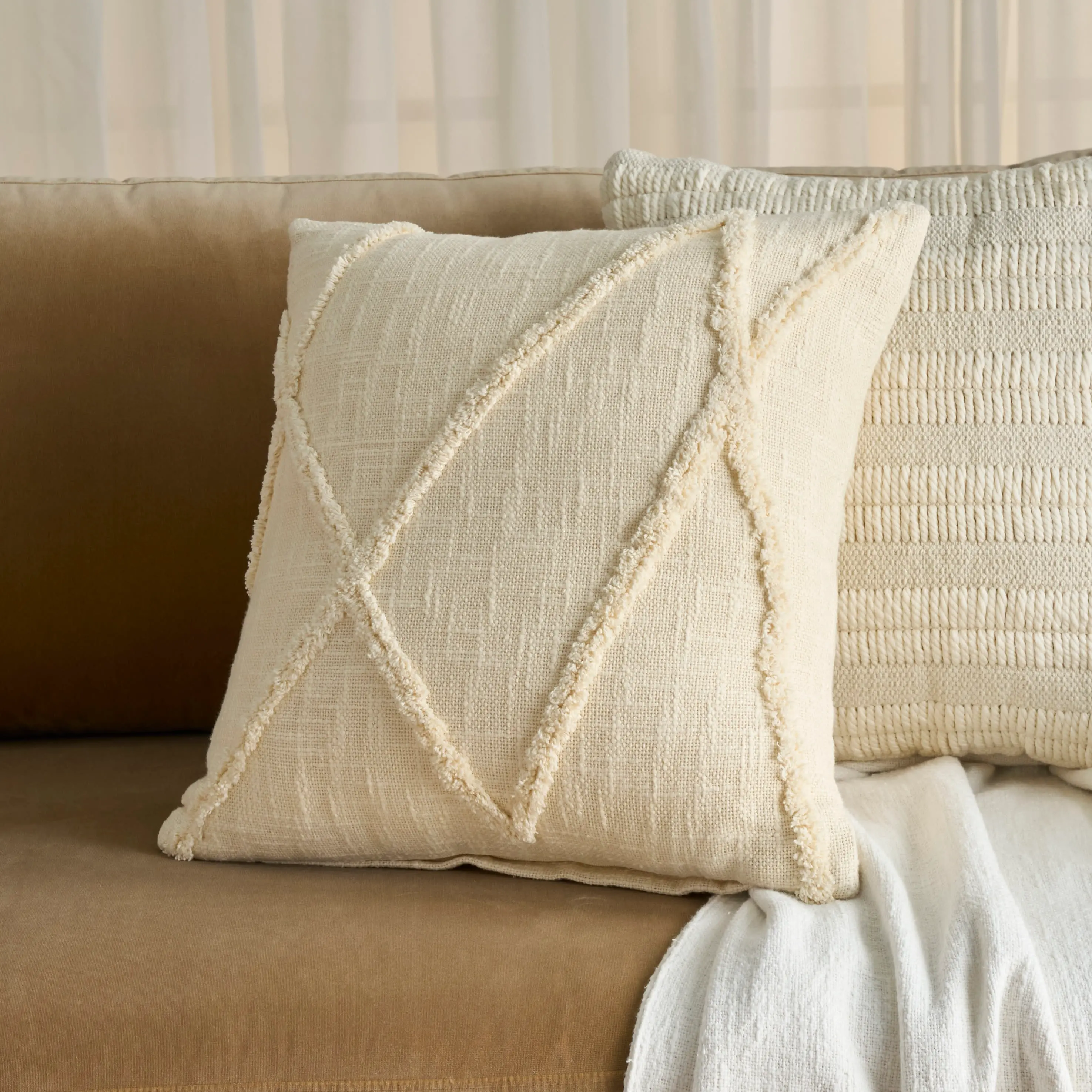 SH018-IV/PILW Ivory Lined Toss Pillow-4