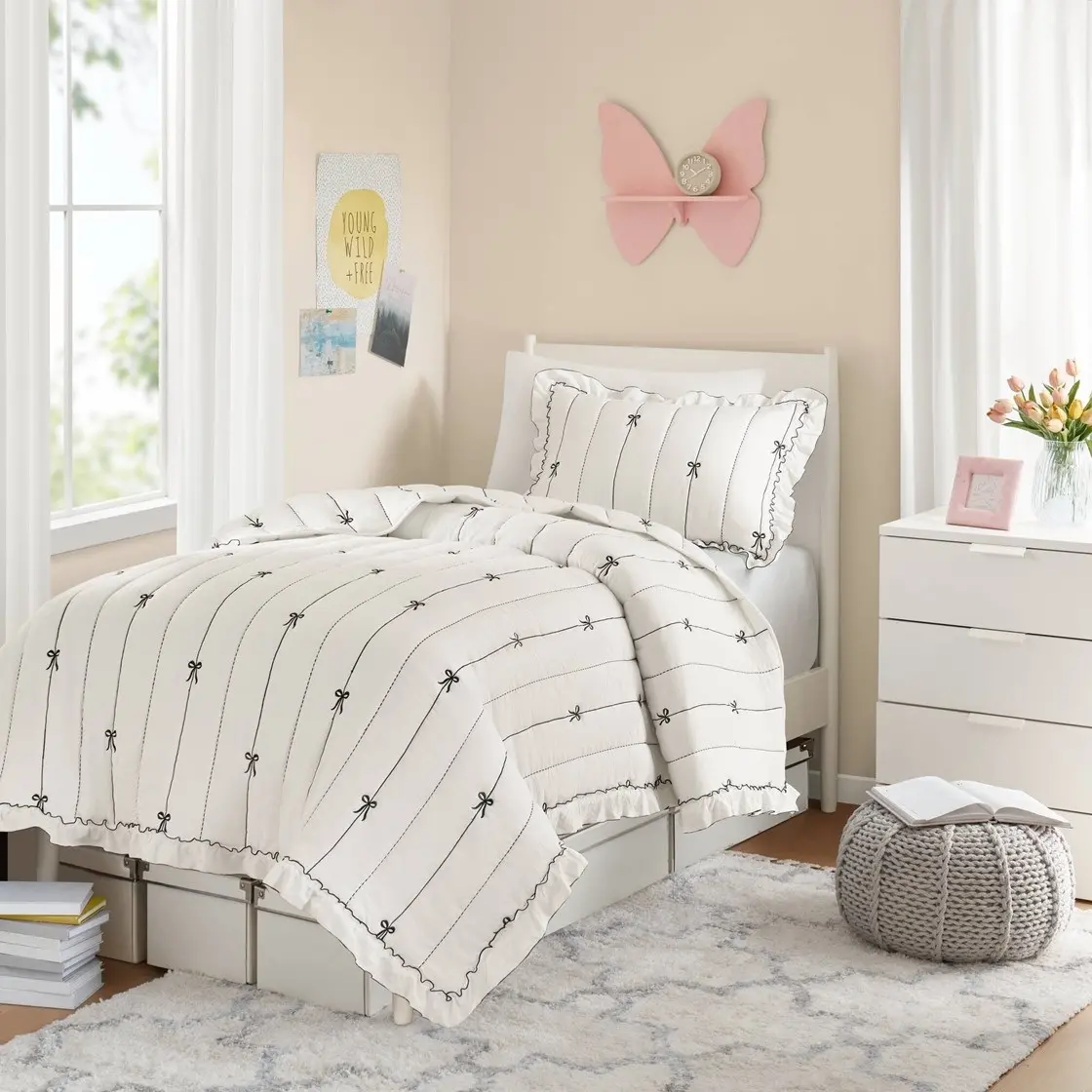 Bow Embroidered White Twin Quilt Set-2