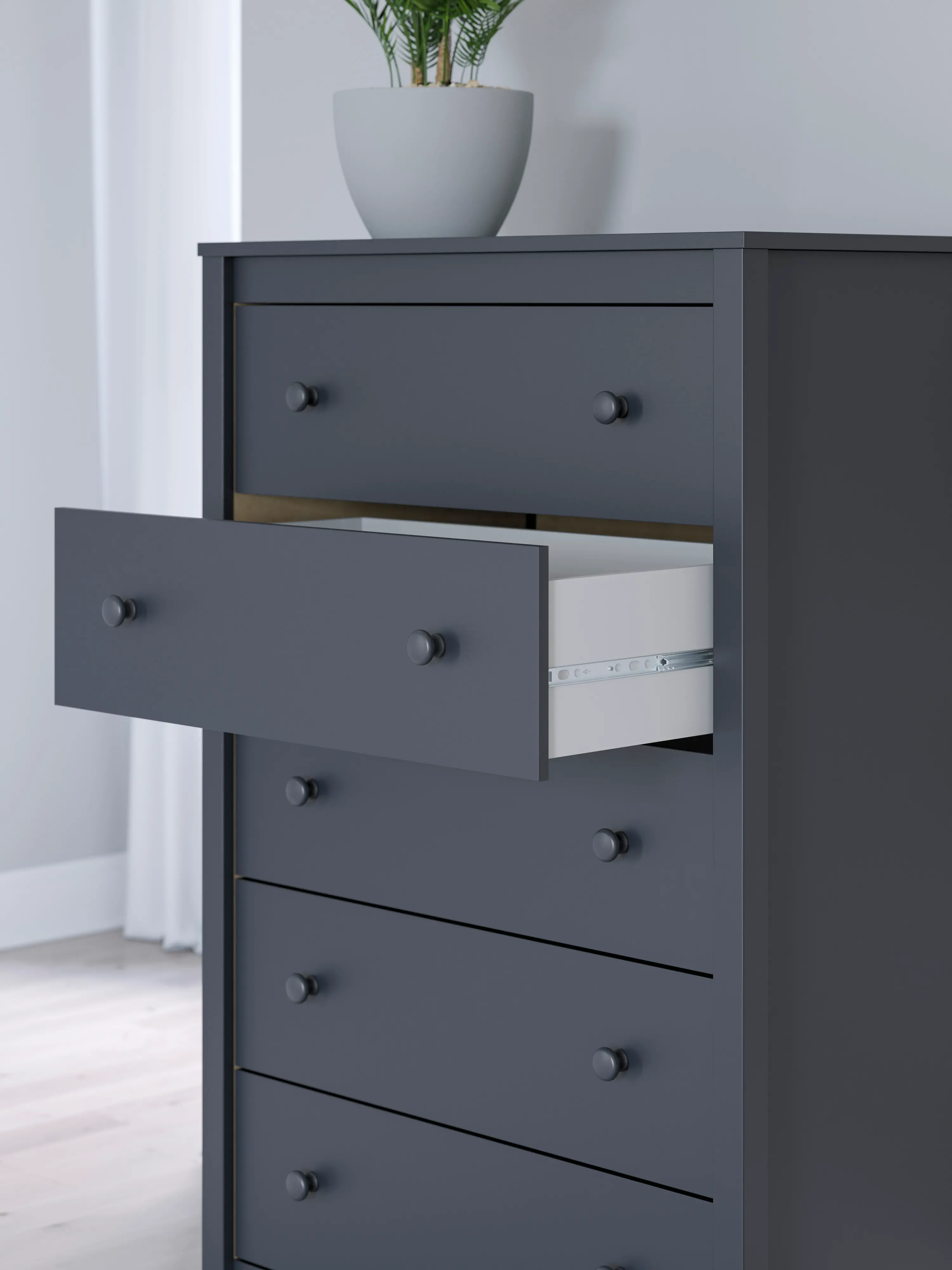 Simmenfort Five Drawer Chest-2