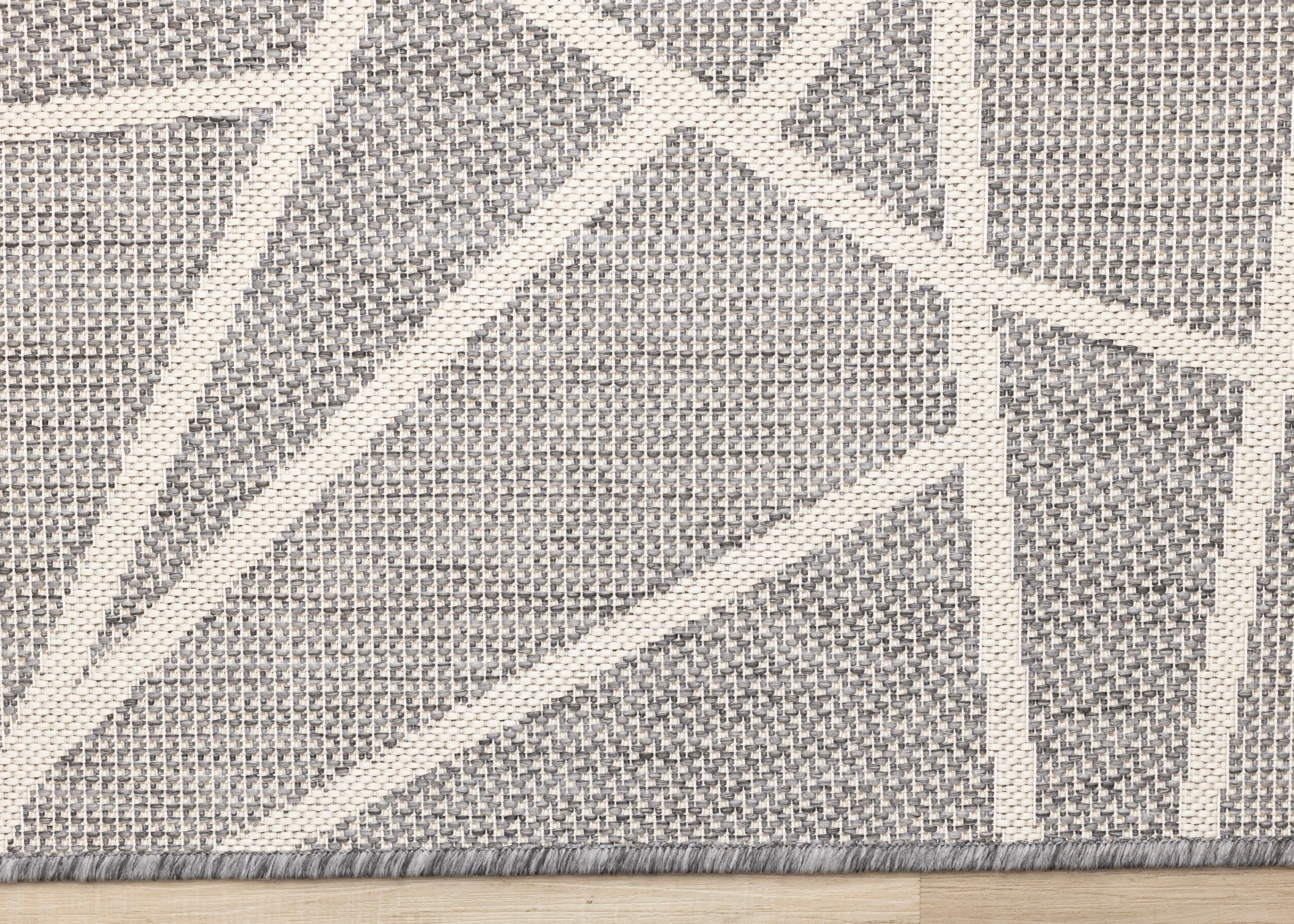 Jasper 5 x 7 Gray and White Outdoor Rug-5