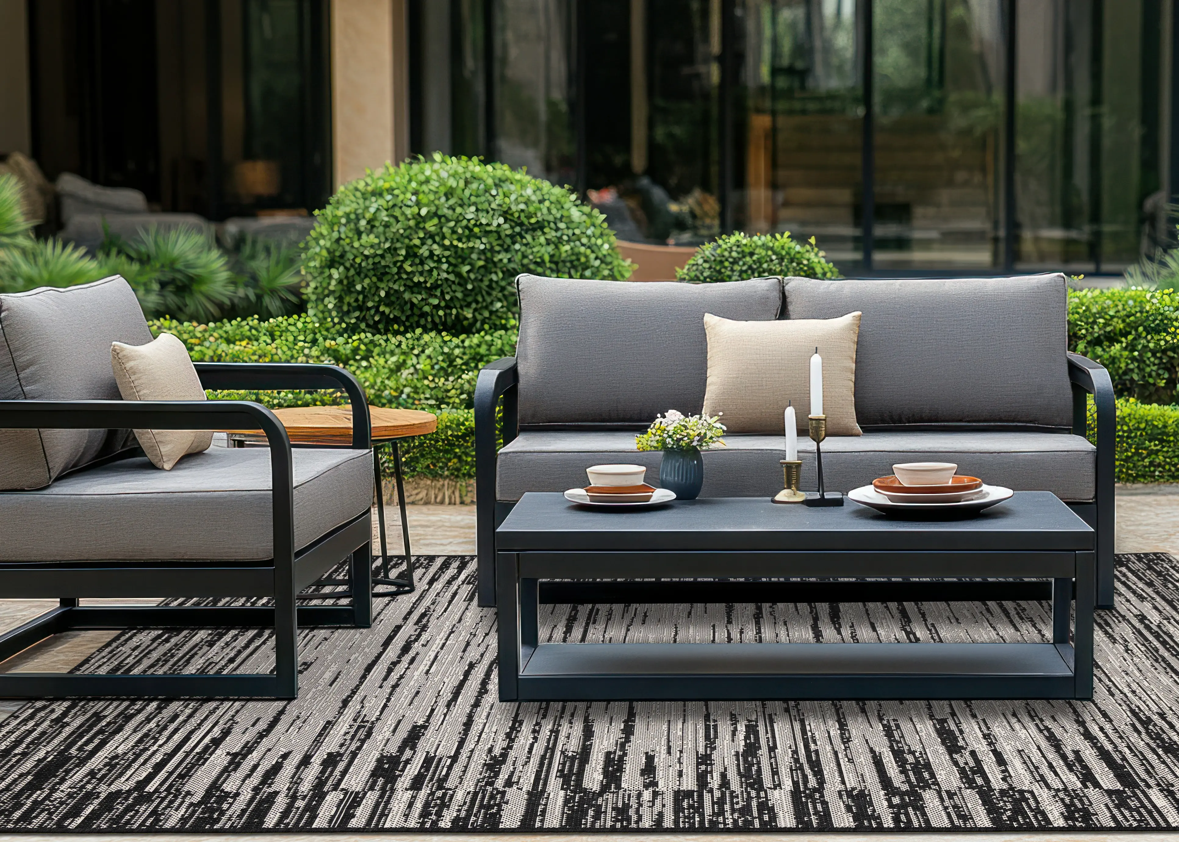 Jasper 5 x 8 Black and Gray Distressed Outdoor Area Rug-2
