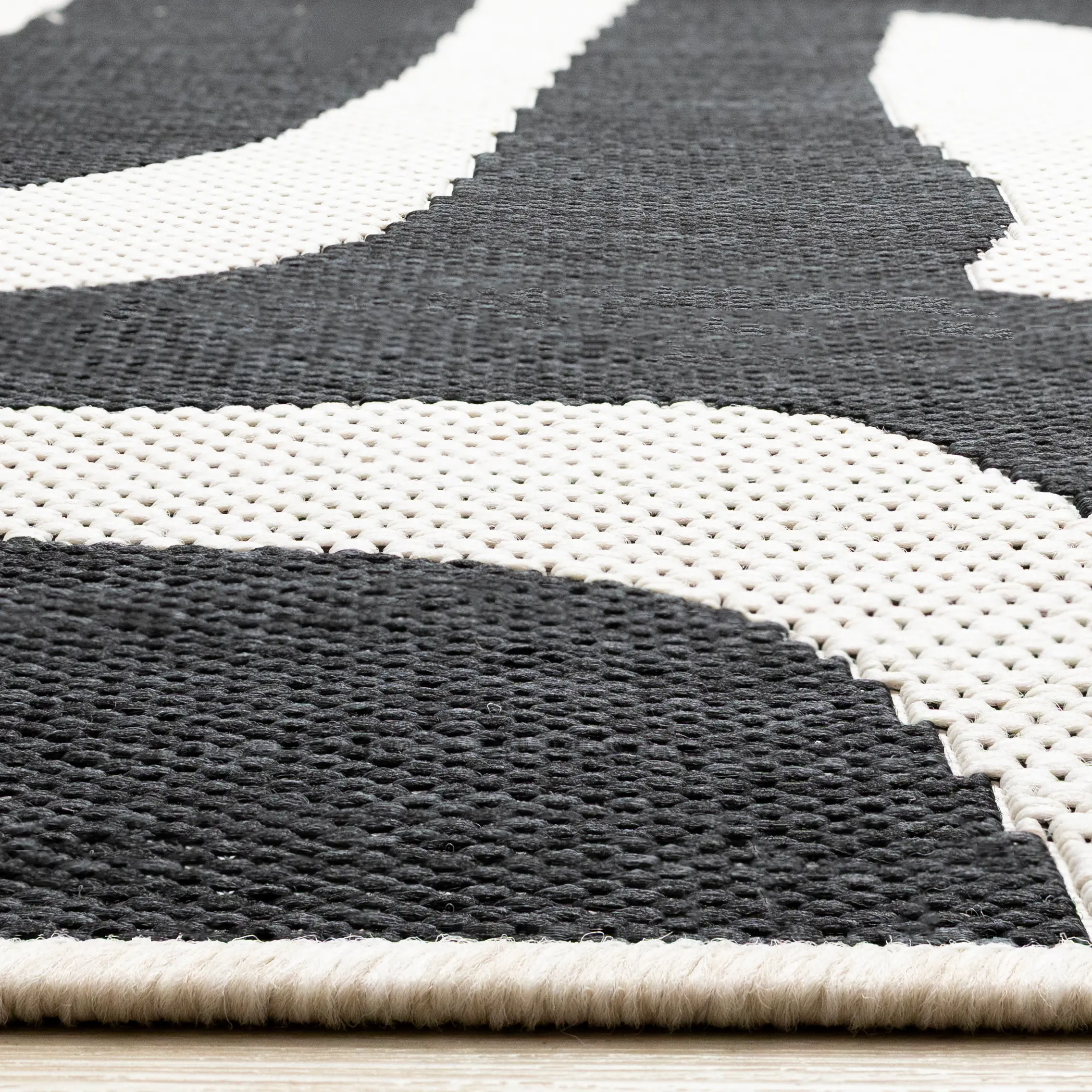Jasper 5 x 8 Black and White Abstract Lines Outdoor Rug-5