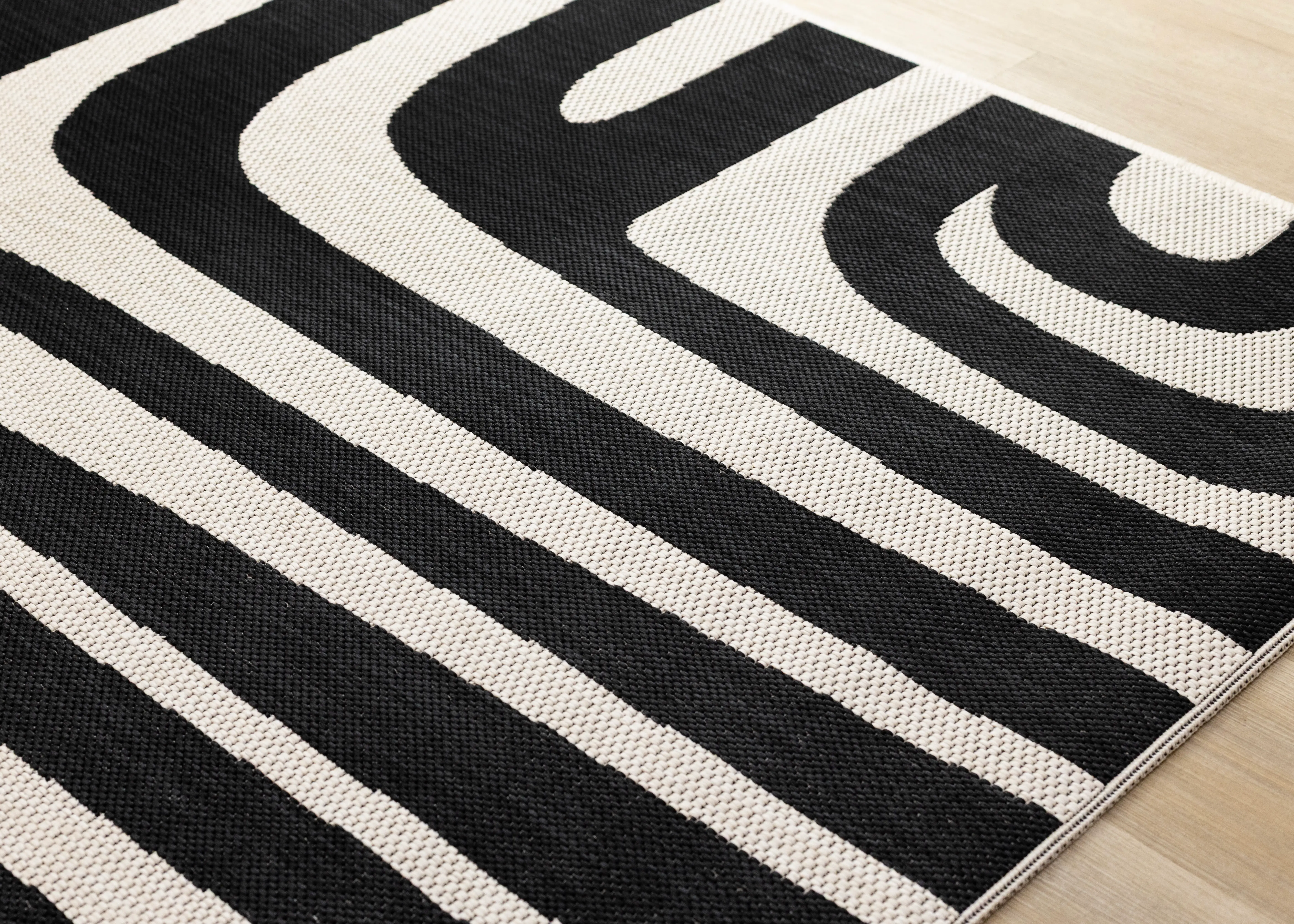 Jasper 6 x 9 Black and White Abstract Lines Outdoor Rug-3