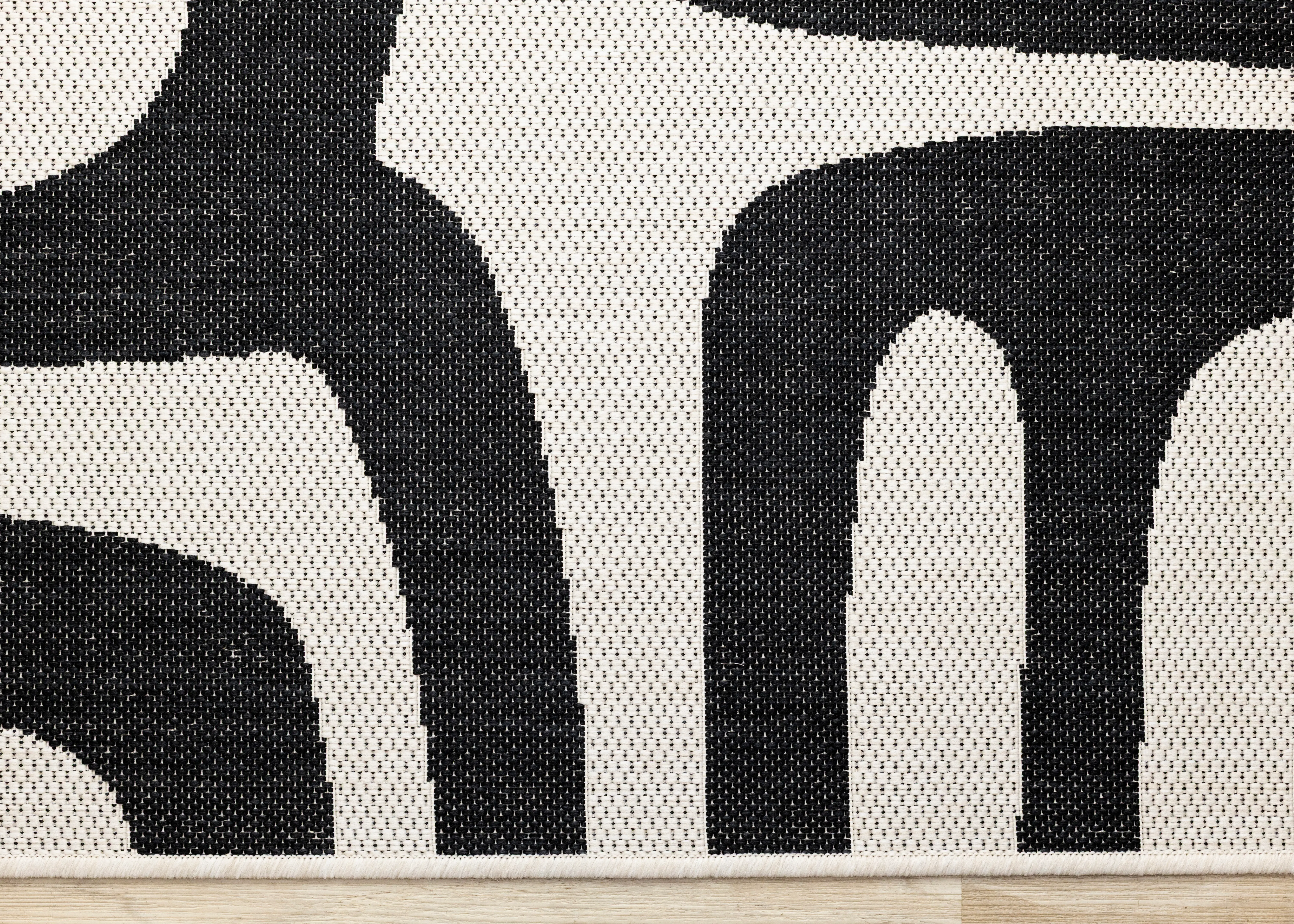 Jasper 6 x 9 Black and White Abstract Lines Outdoor Rug-4