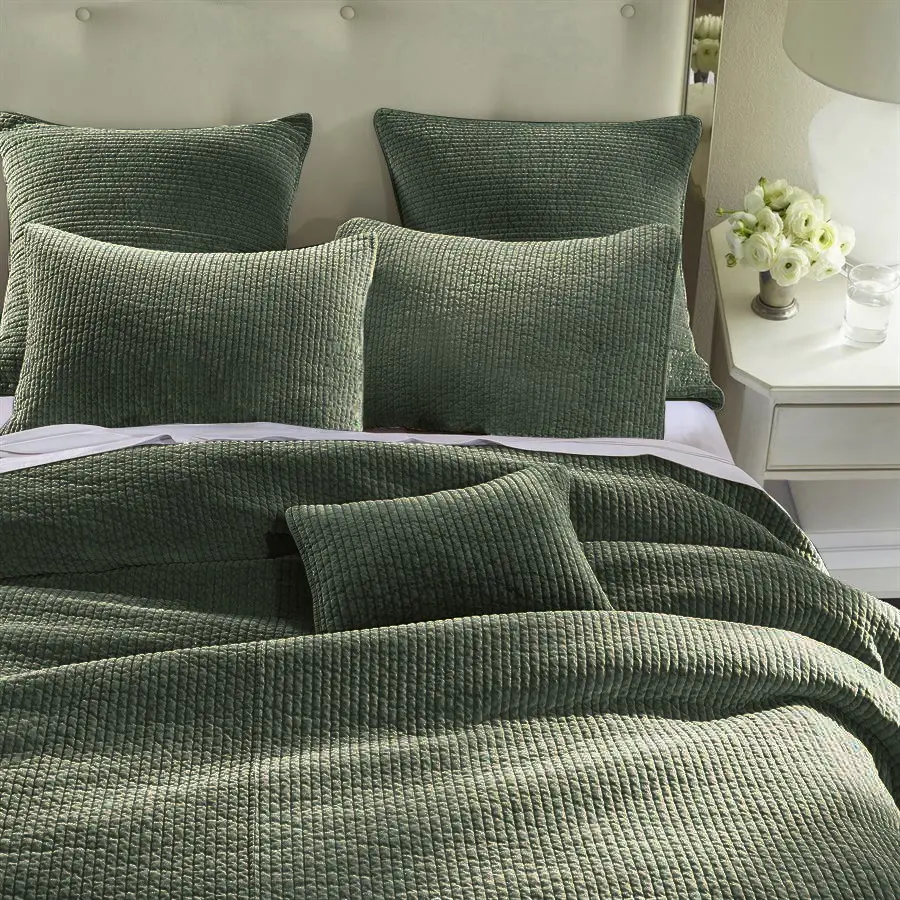 Green Velvet King 3 Piece Quilt Set-1
