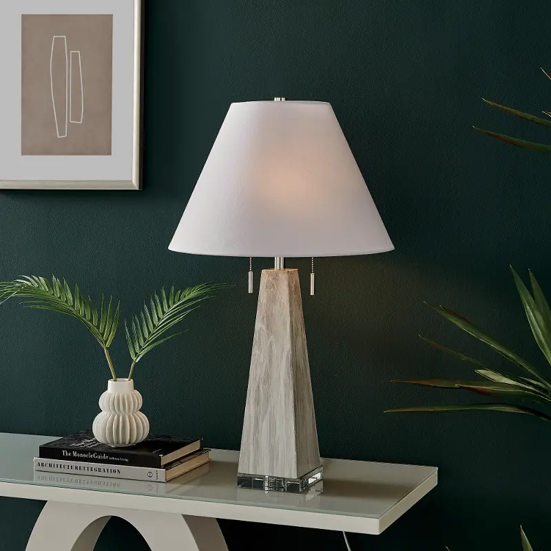 Touca Table Lamp