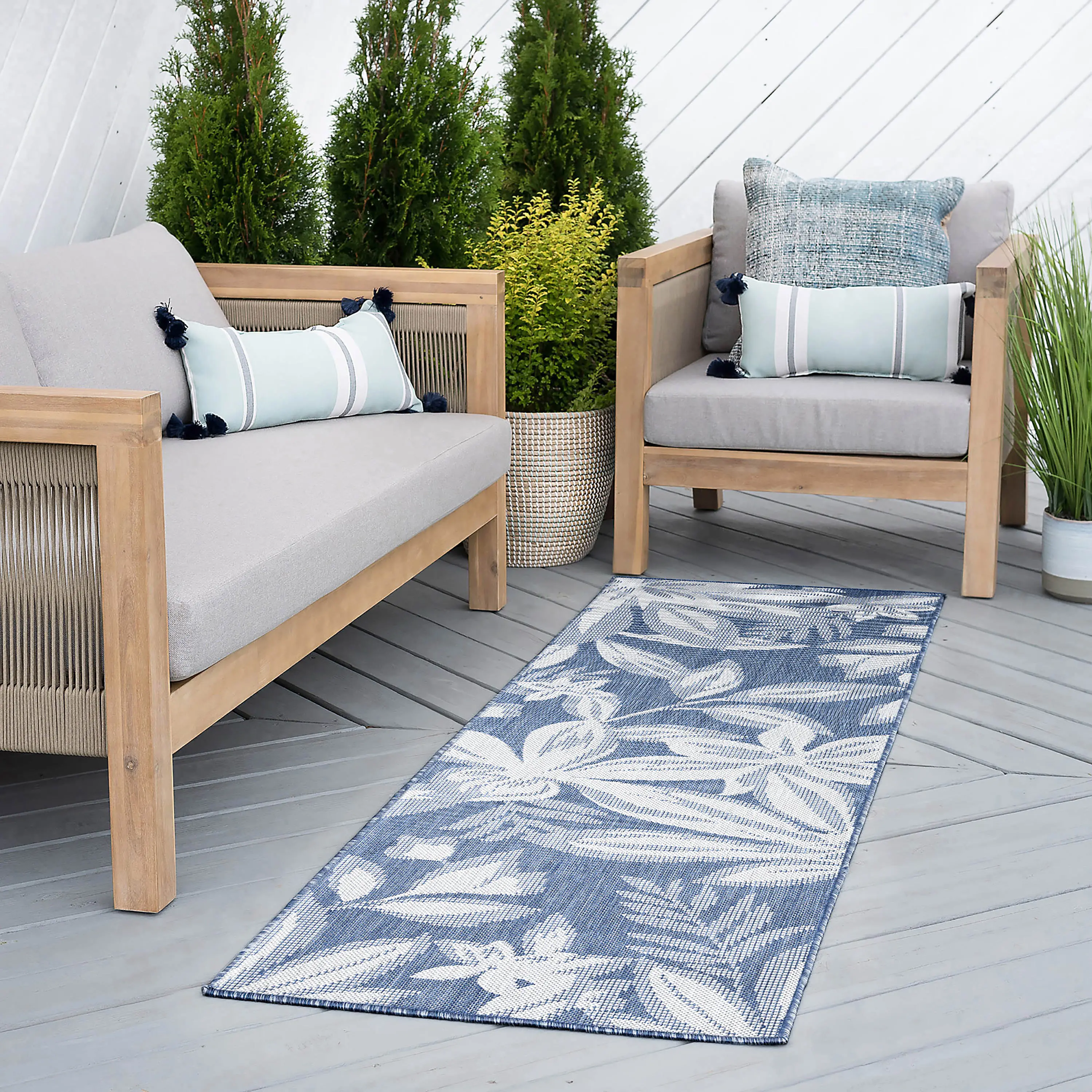 ECO1702 3X10 Edda Blue Floral 3 x 10 Indoor-Outdoor Area Rug-2