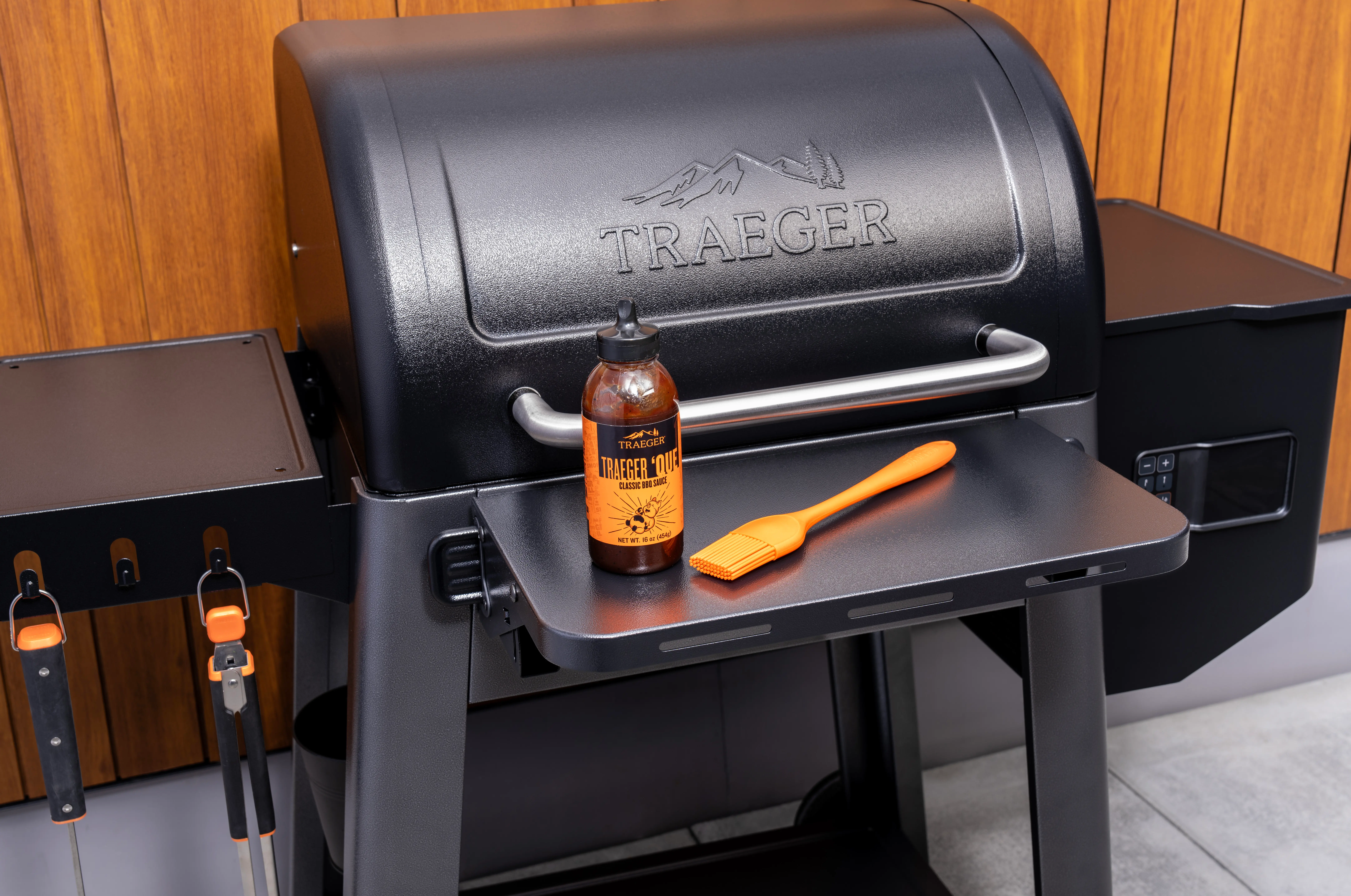 BAC869 Traeger PAL Black XS Front Shelf-4
