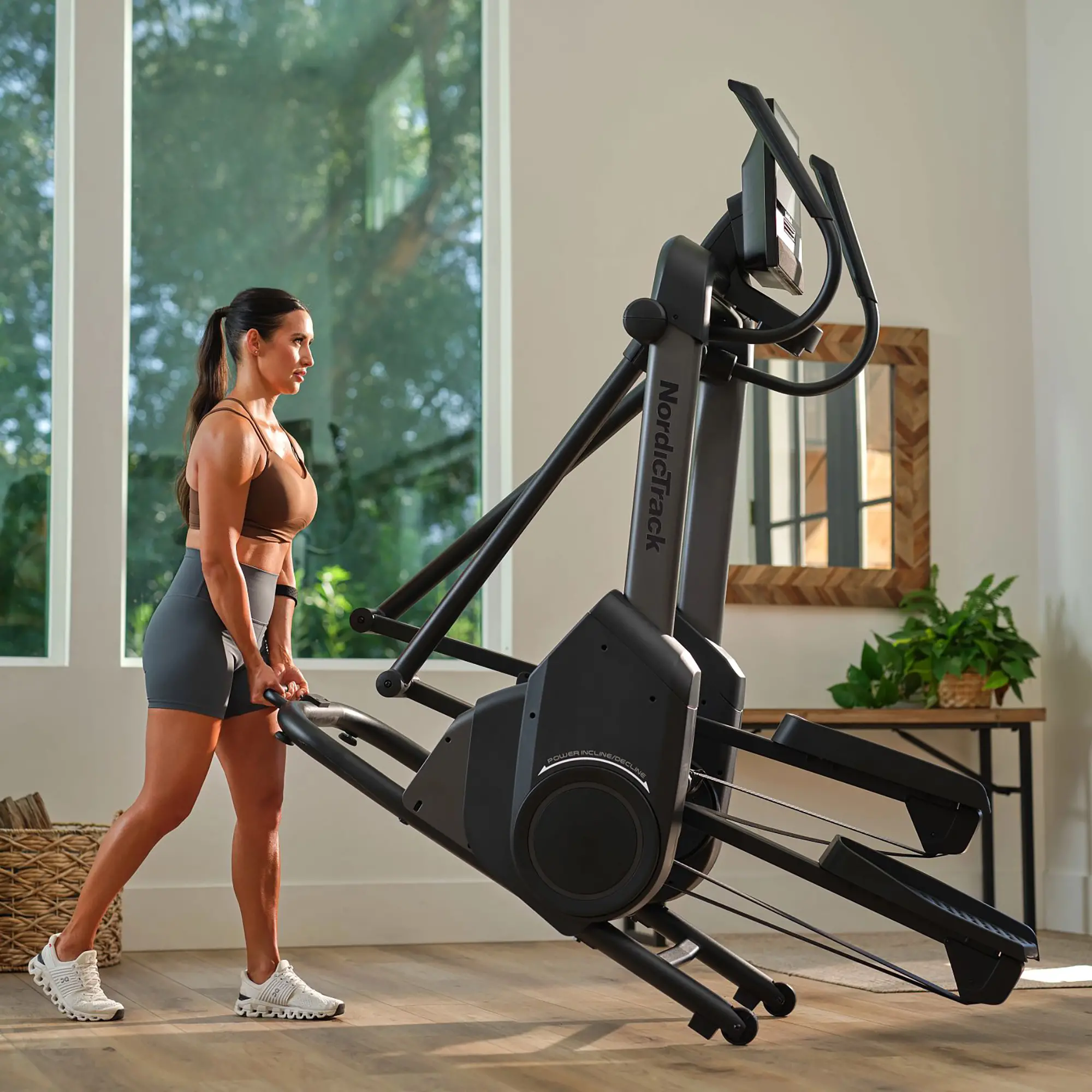 NTEL71625 NordicTrack X16 Elliptical with 16 Touchscreen and 26 Resistance Levels-7
