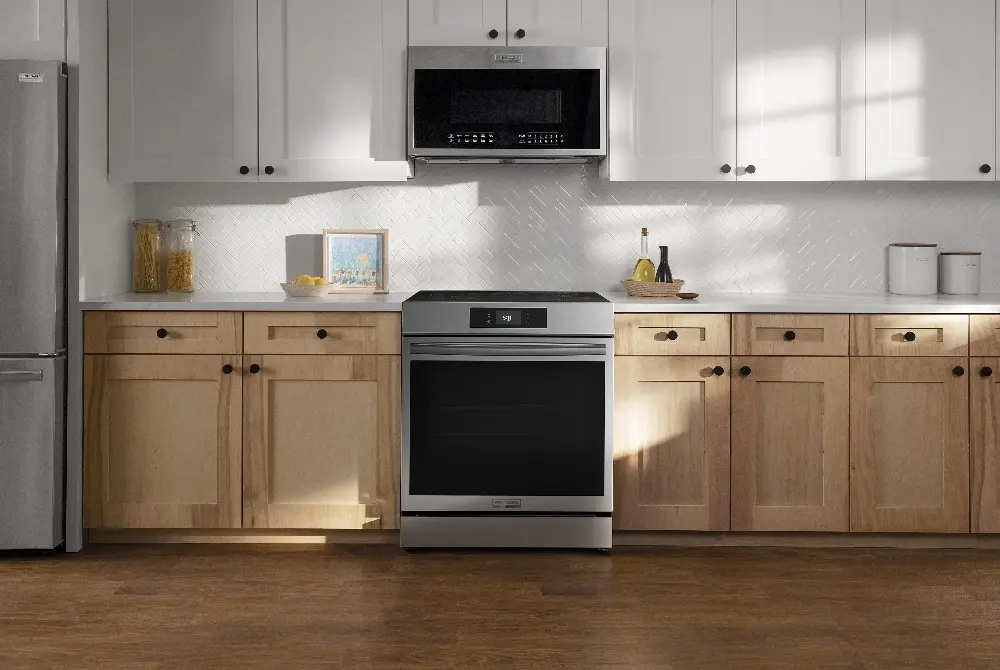GCFI3070BF Frigidaire Gallery 30 Induction Range with Stone-Baked Pizza - Stainless Steel-3