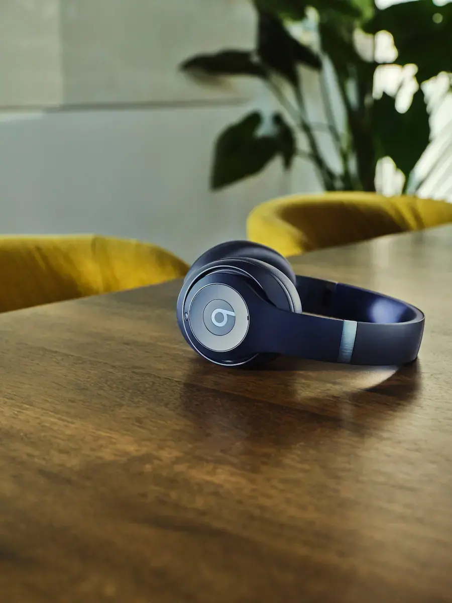 MQTQ3LL/A Beats Studio Pro Wireless Noise Cancelling Over-the-Ear Headphones - Navy-9