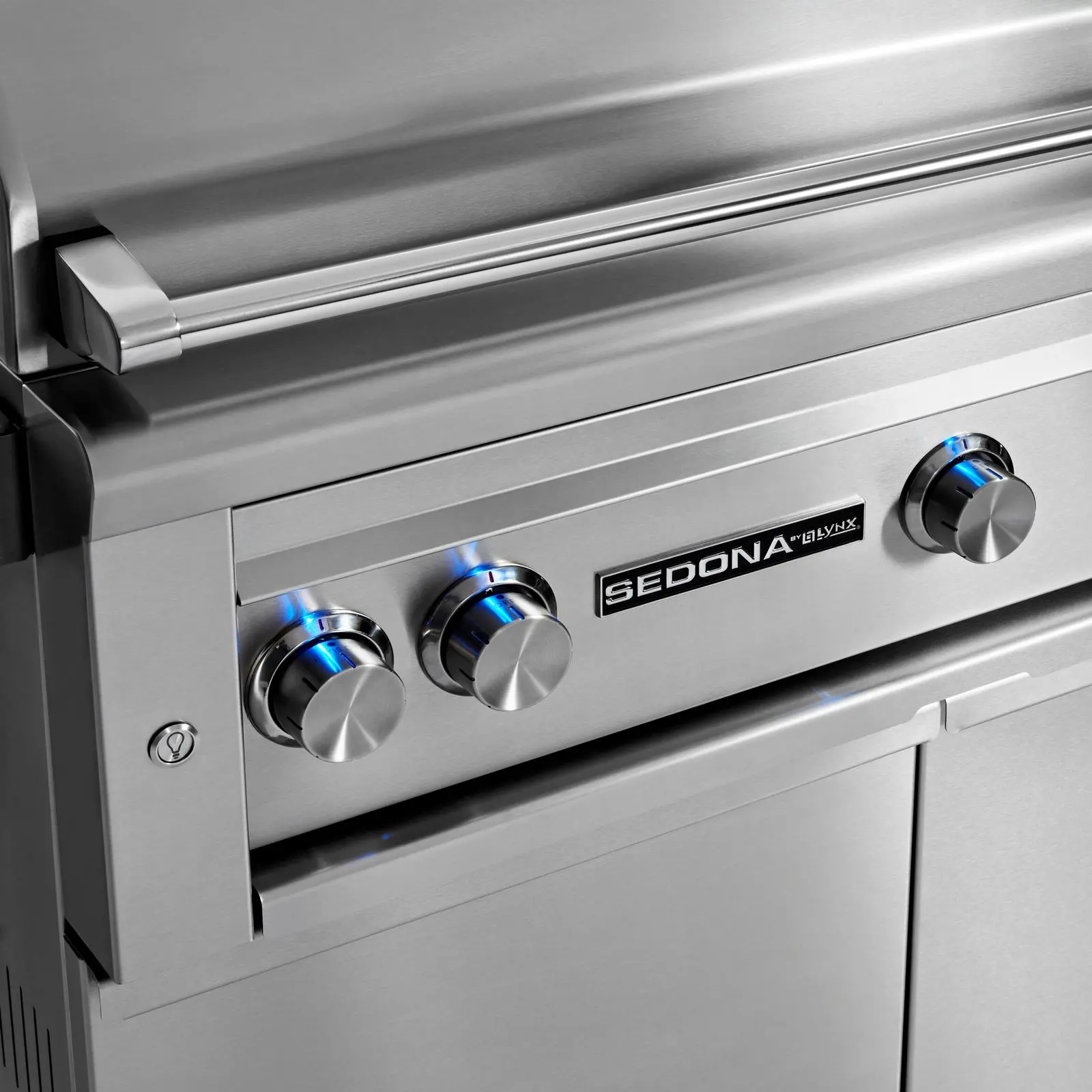 L601PSFR-LP Lynx 36 Sedona Liquid Propane Freestanding Grill and Cart with Rotisserie, ProSear Infrared Burner and Two Stainless Steel Burners-6