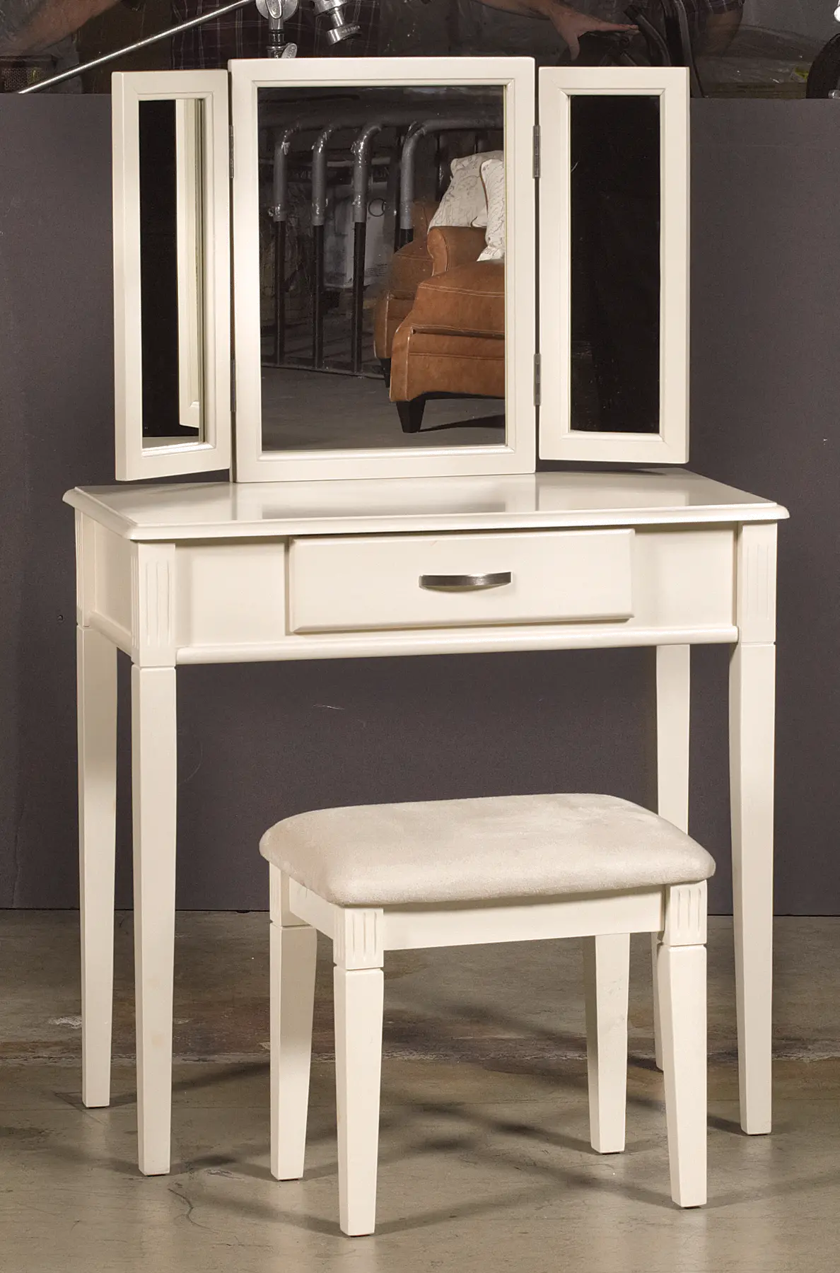 White Contemporary Vanity Set-1