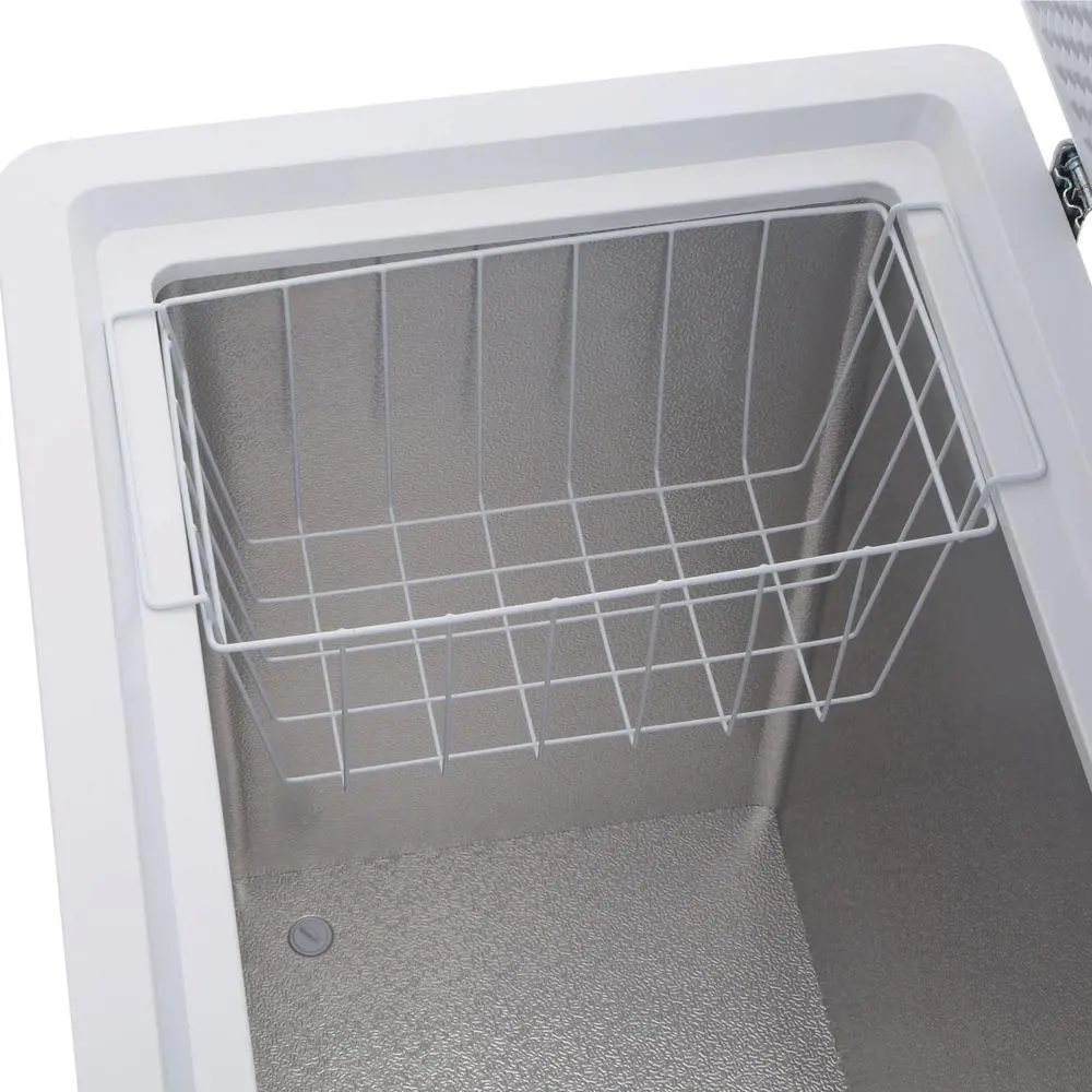 DCF072A2WDB1 Danby 7.2 Cu. Ft. 40 Inch Chest Freezer-2