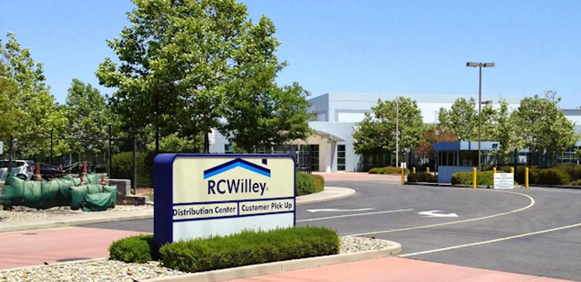 Roseville Distribution Center