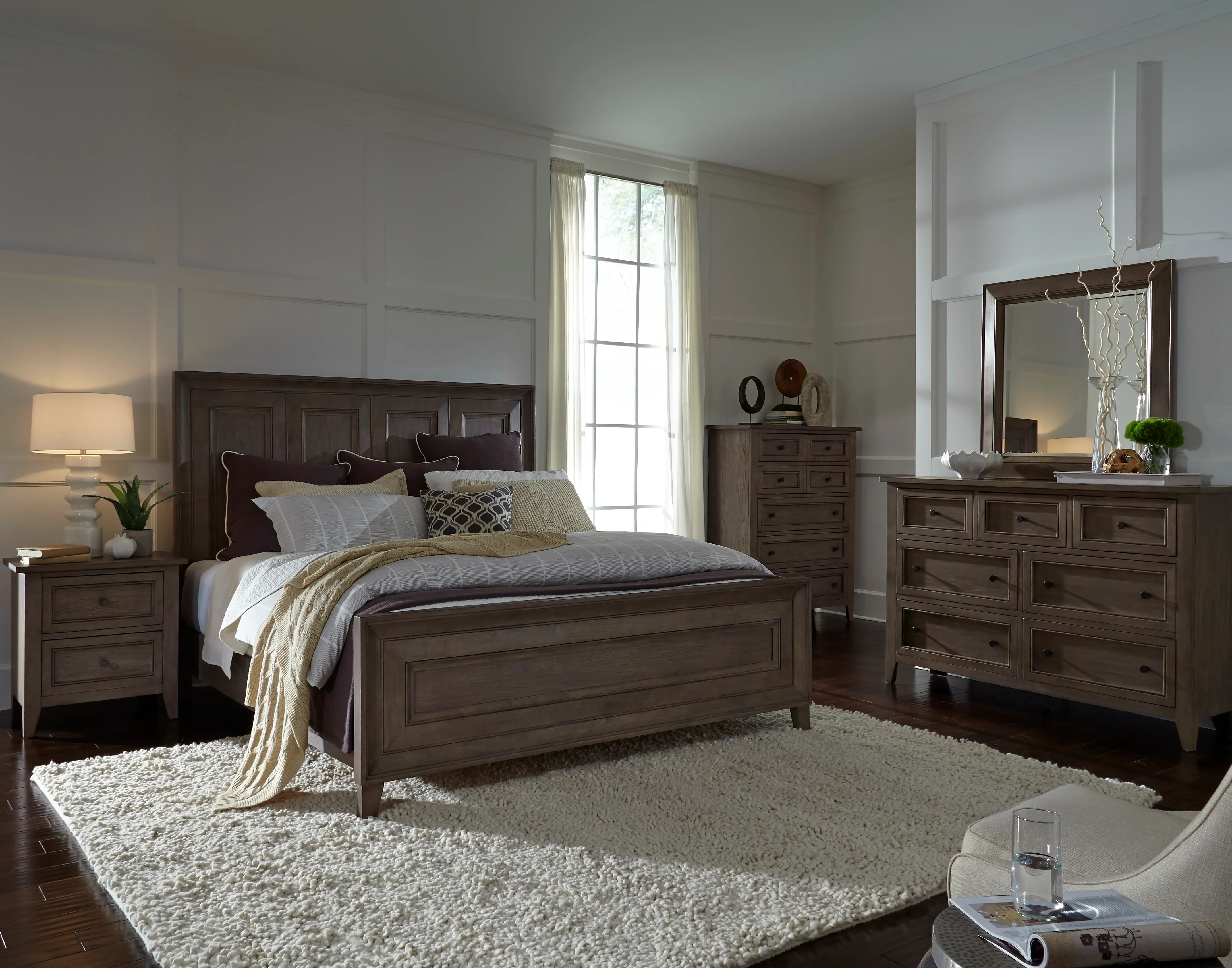 Driftwood Classic Shaker 4 Piece Queen Bedroom Set - Talbot-2