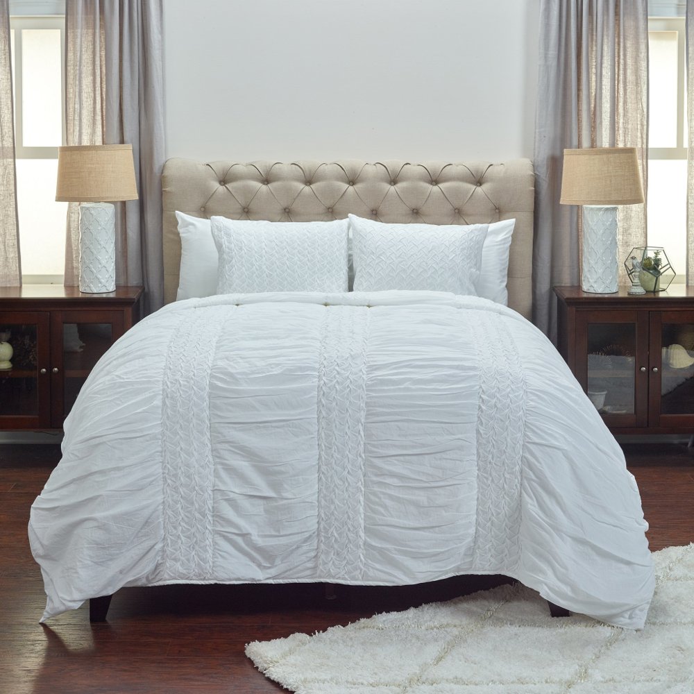 White Cotton Queen Quilt Bedding Collection - Carly