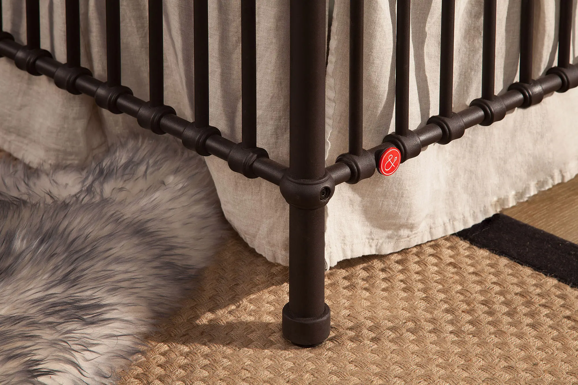 Vintage Iron 4-in-1 Convertible Crib - Winston -4