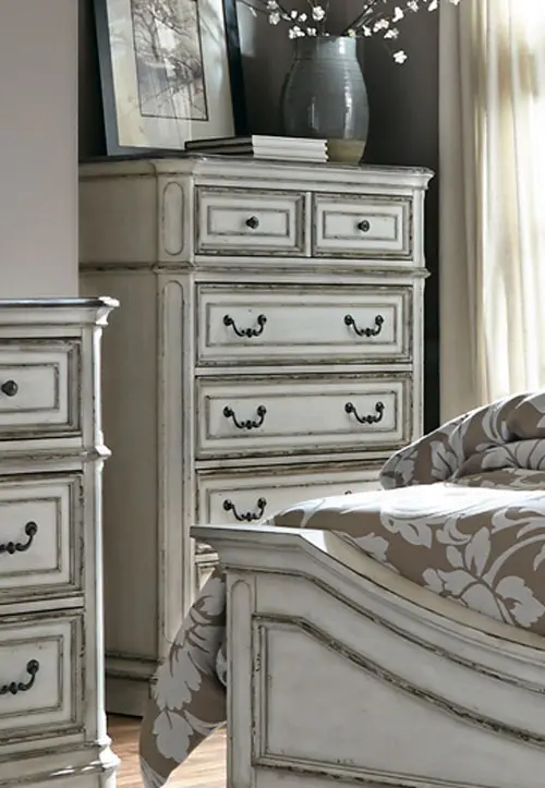 244-BR41 Magnolia Manor Antique White Chest of Drawers-2