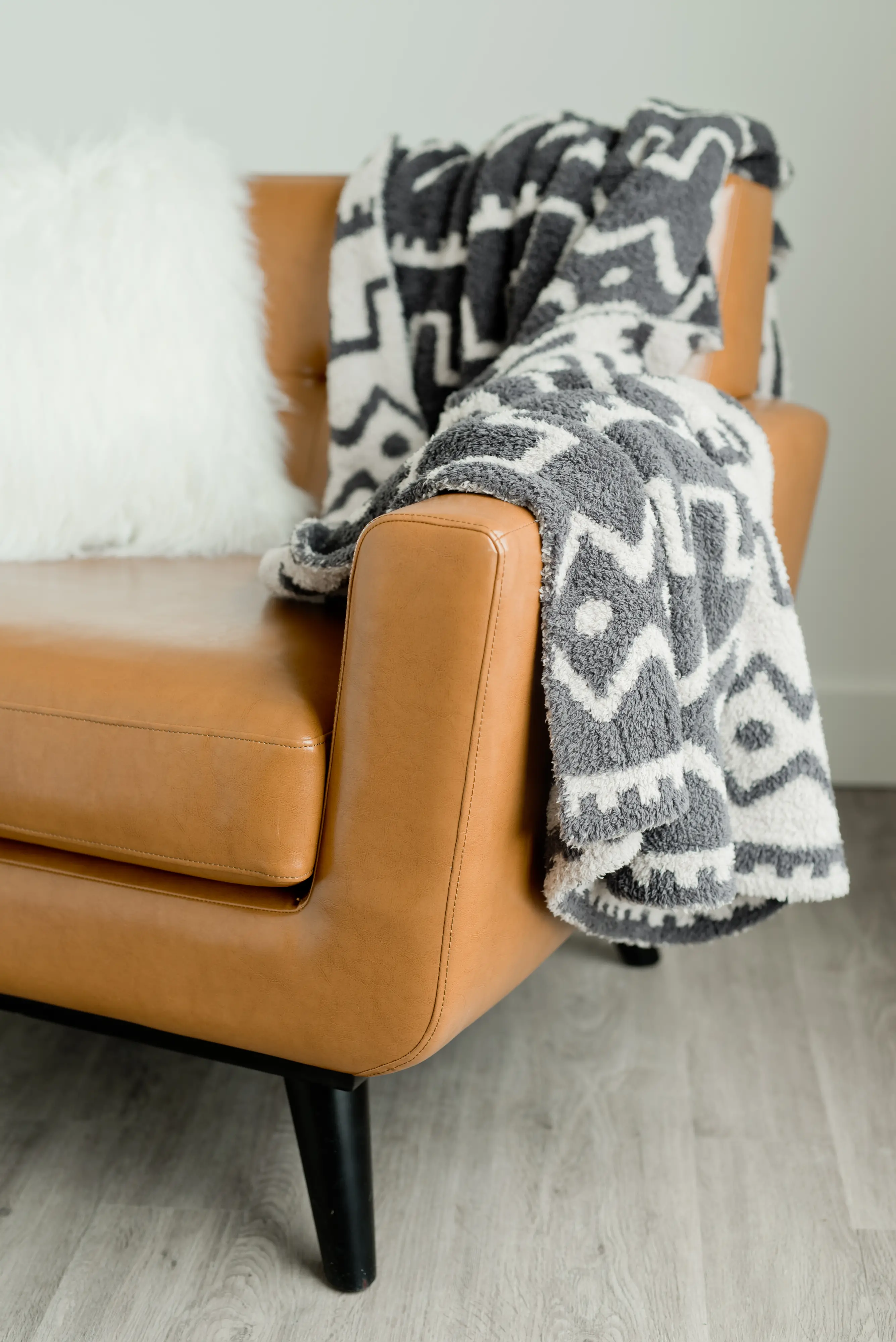 Mudcloth Bamboni Home Throw Blanket-2