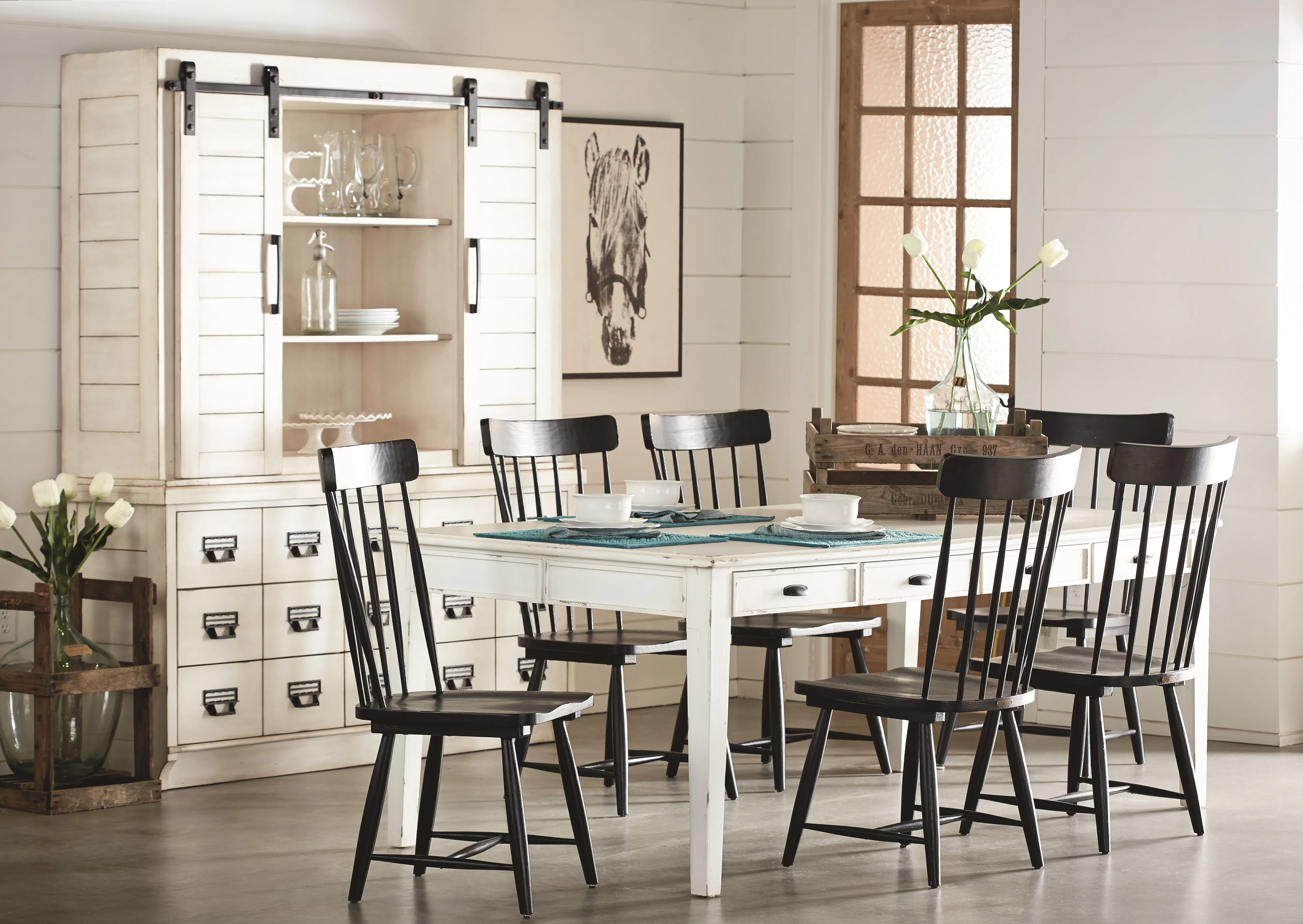 5PC:6010121B,BLK/DIN Magnolia Home Furniture 5 Piece Dining Set-1