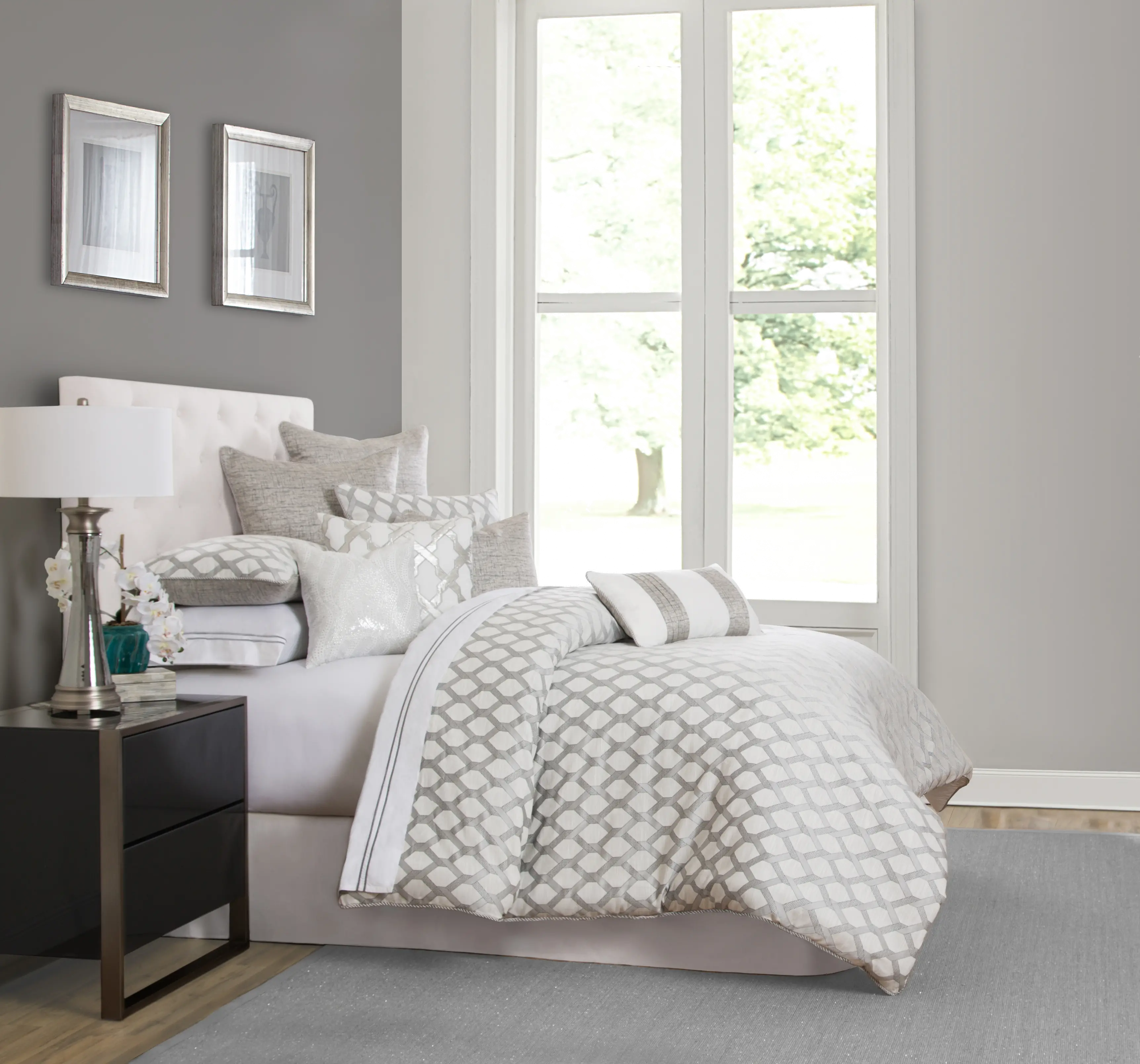Newport King 10 Piece Bedding Collection-1