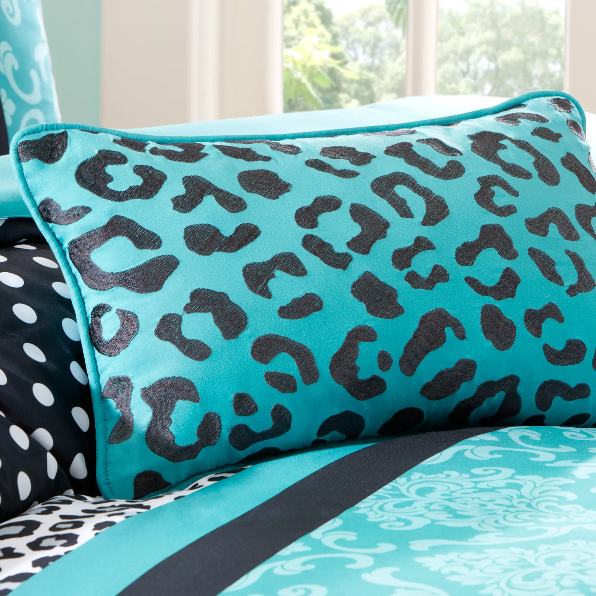 Chloe Teal Full-Queen 4 Piece Bedding Collection-4