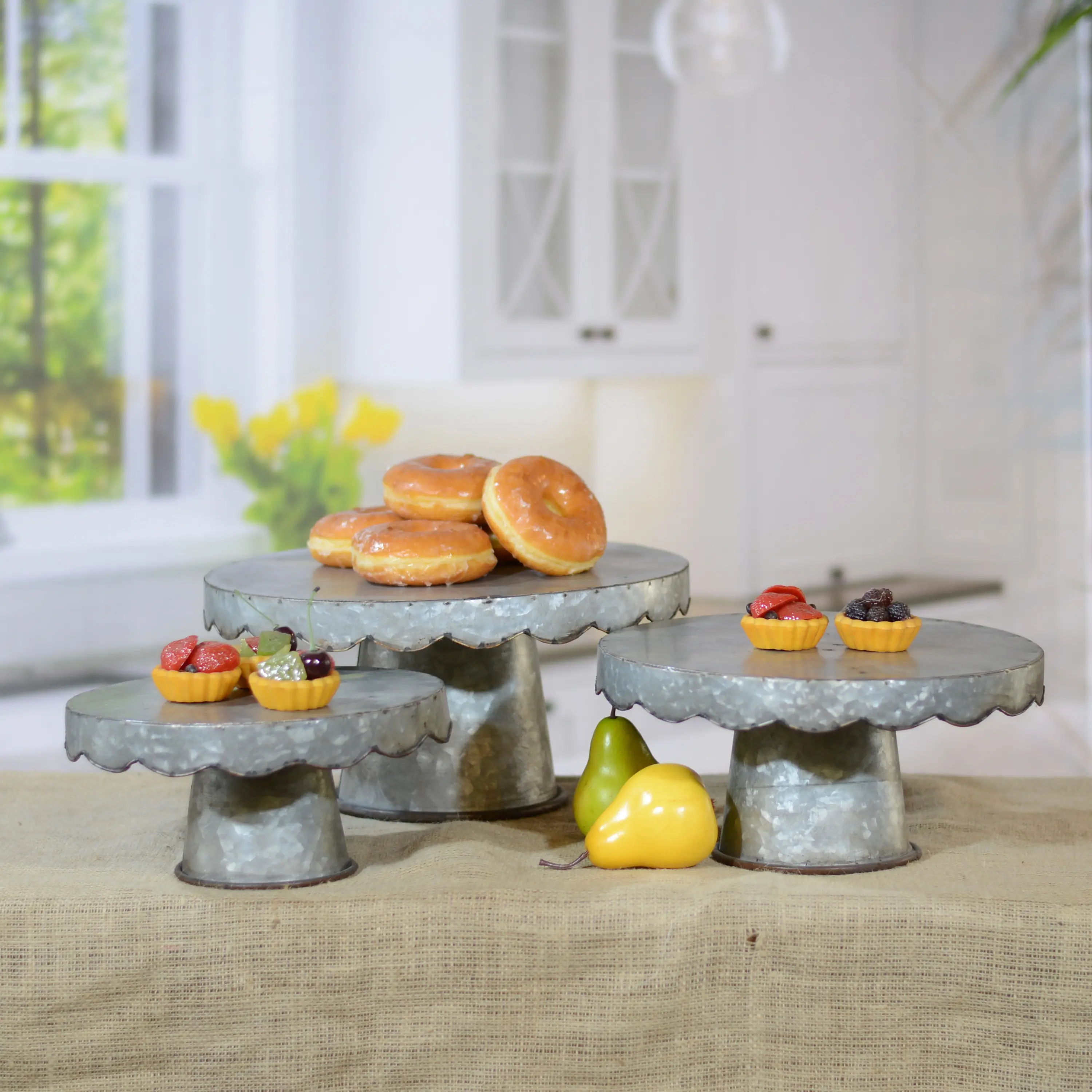 14 Inch Galvanized Metal Scalloped Design Cake Stand-2
