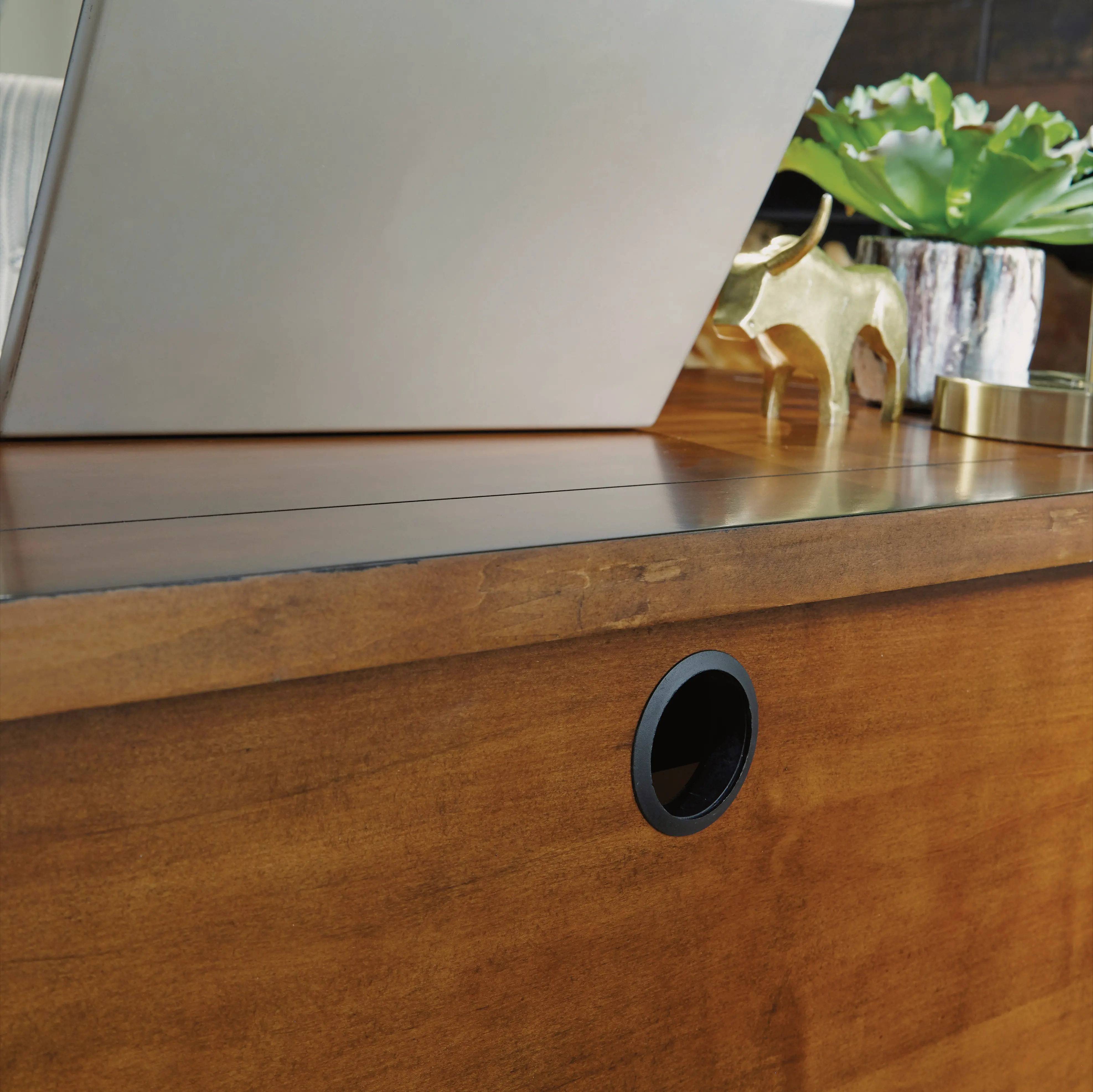 5412-18 Executive Pedestal Desk - Tahoe-7
