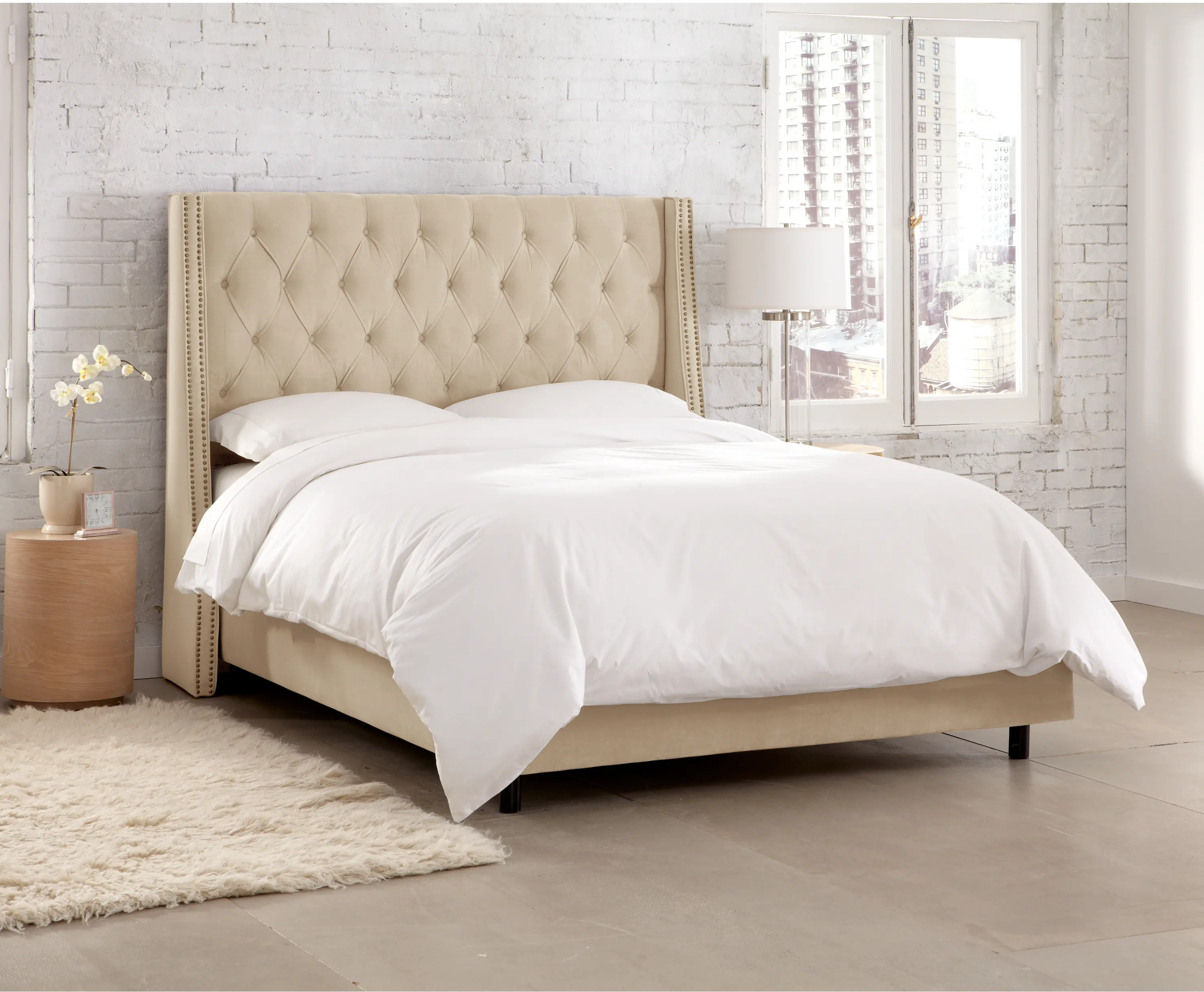 122NBBED-BRVLVPRL Riley Velvet Pearl Flared Wingback Queen Bed - Skyline Furniture-1