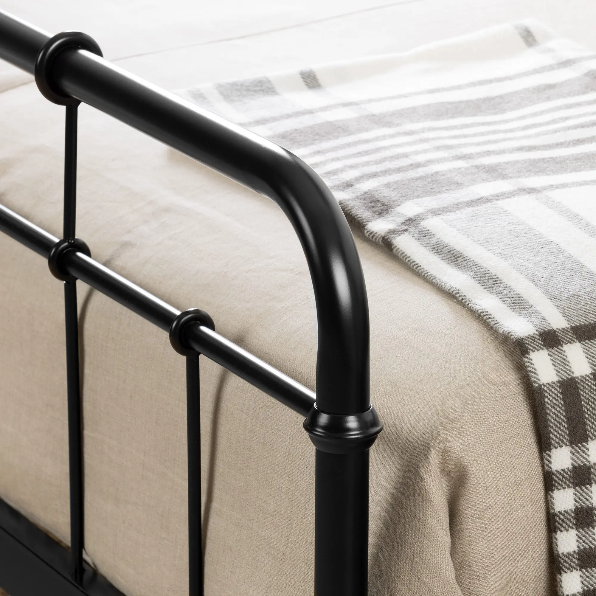 11683 Versa Black Industrial Metal Queen Platform Bed - South Shore-4