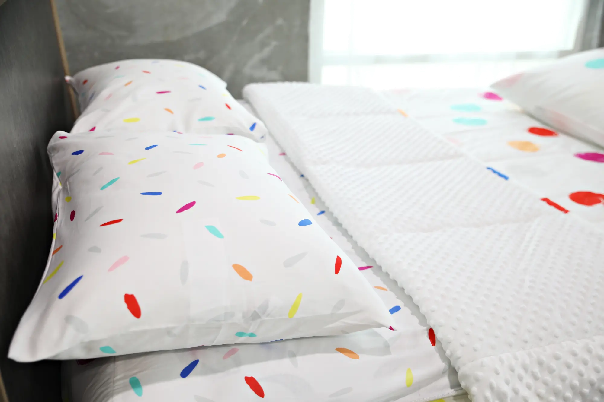 Beddy's Full Multi-Color Get Happy Bedding Collection-4