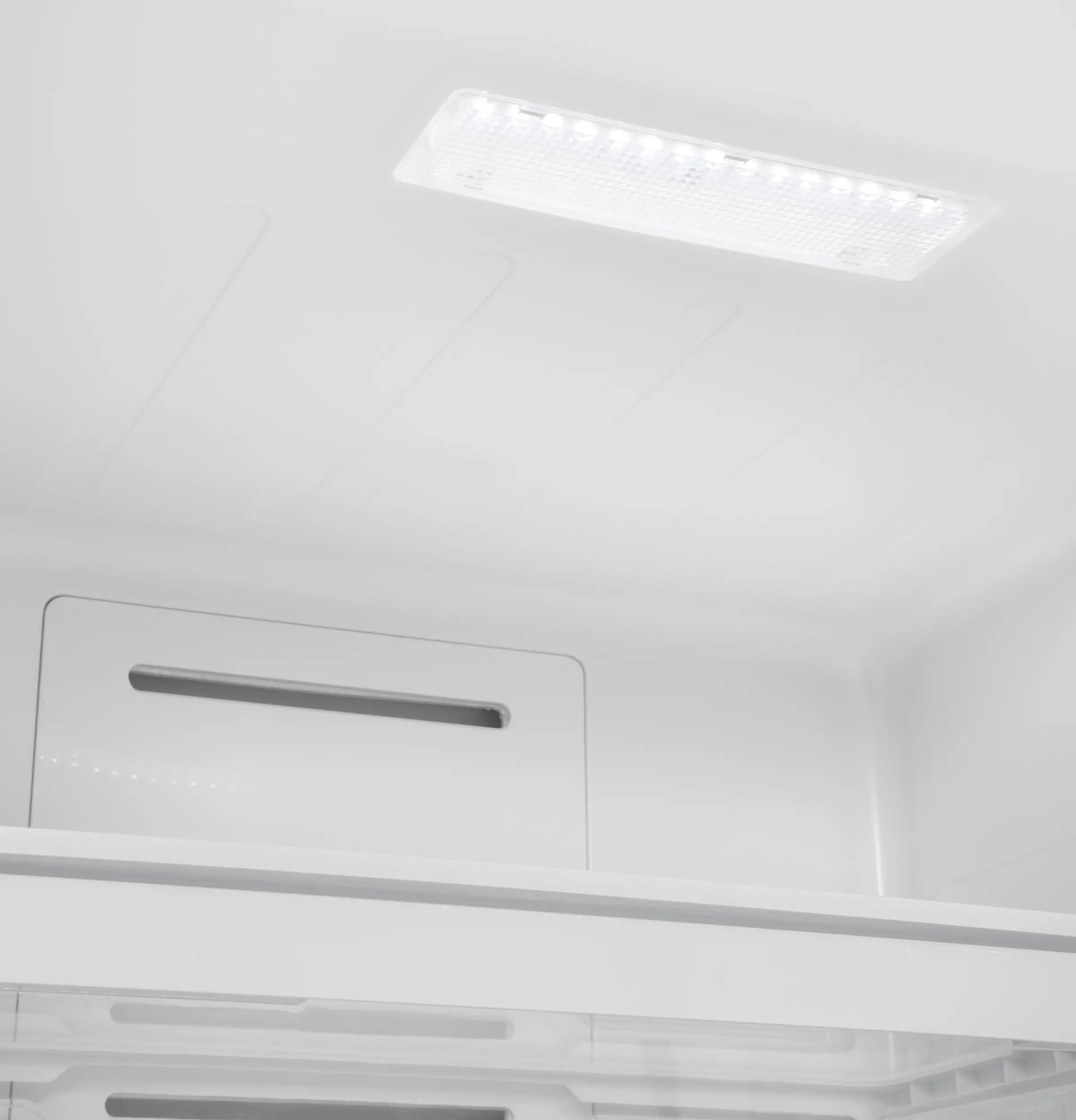 FUF17DLRWW GE 17.3 cu ft Upright Freezer - White-6