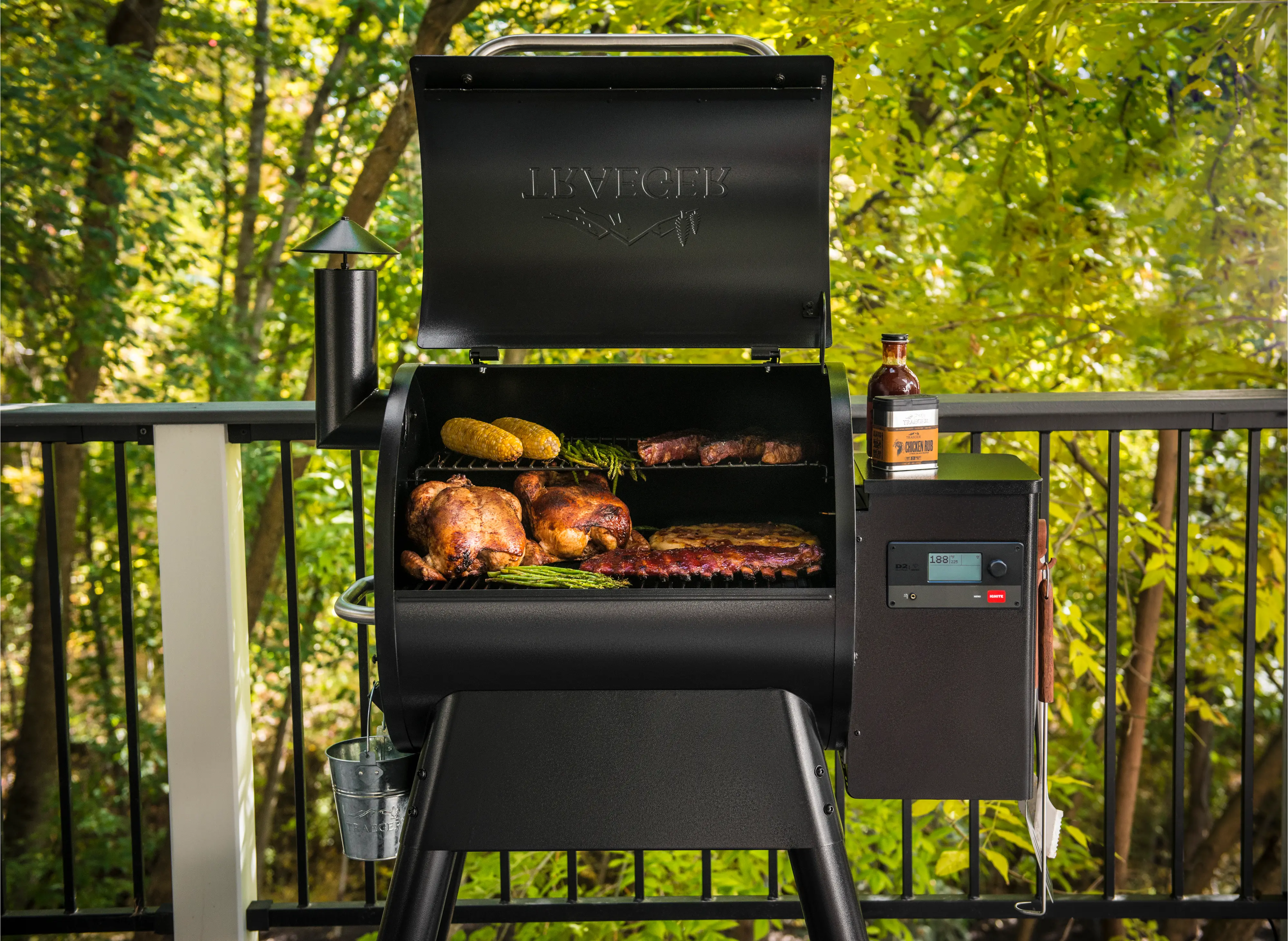 TFB57GLE,575-BLACK Traeger Pro 575 Black Pellet Grill 2nd Generation-2