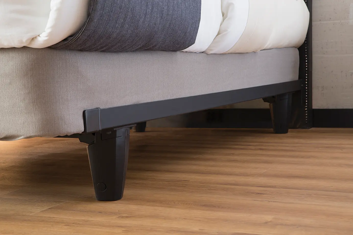 enGauge Hybrid California King Bed Frame-3