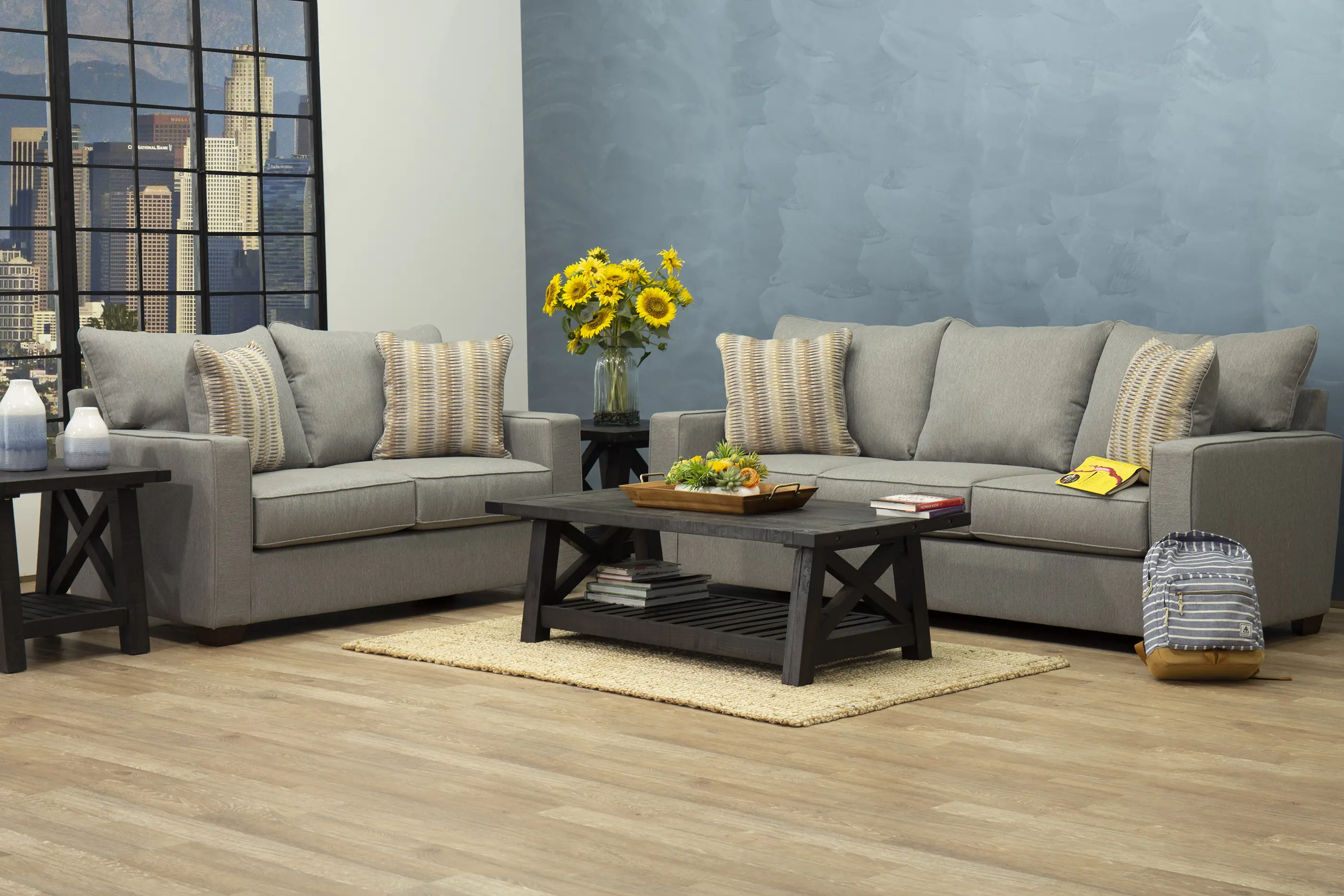 GAVLOV/JUSSTO Gavin Gray Loveseat-2