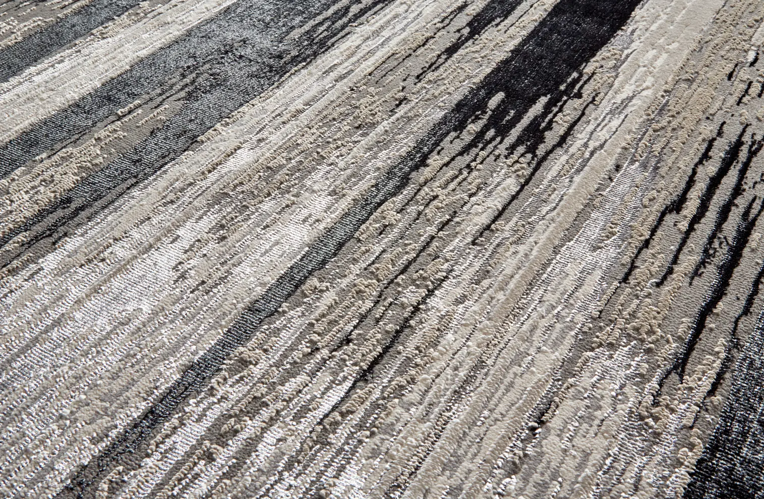 Micah 5 x 8 Black and Silver Area Rug-4