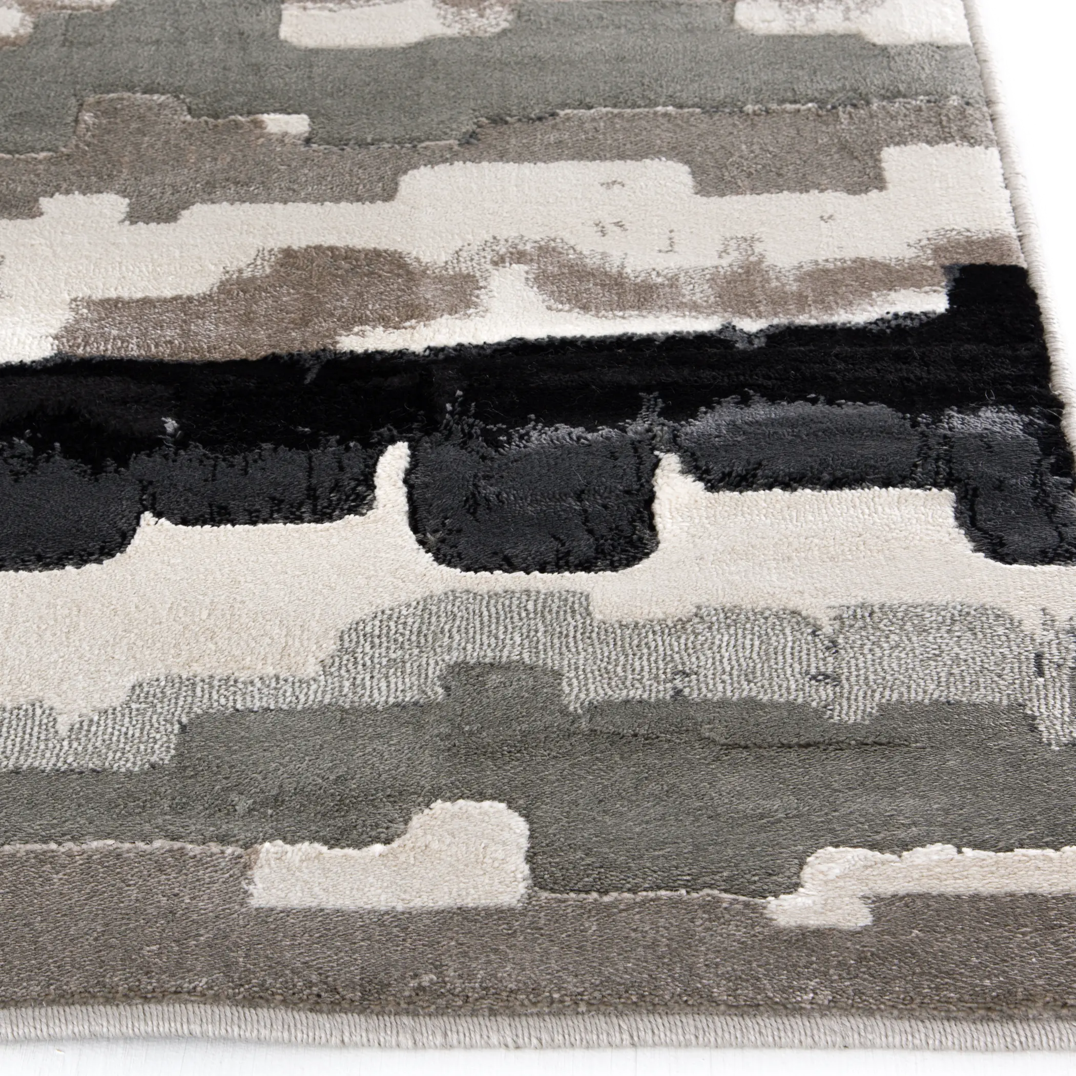 5 x 8 Medium Erasto White, Gray, and Black Area Rug - Milan-5