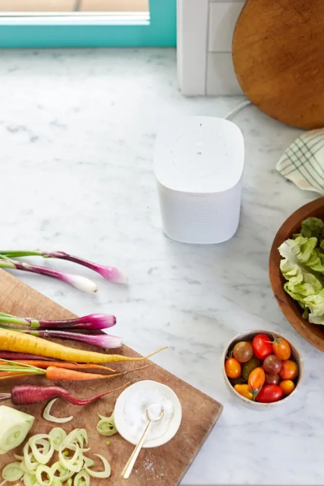 ONEG2US1,WH Sonos One (Gen 2) - White-2