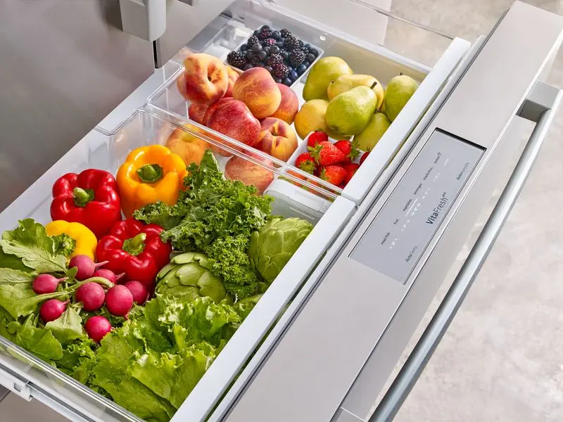 B36CL80ENS Bosch 21 cu ft French Door Refrigerator - Counter Depth Stainless Steel-4